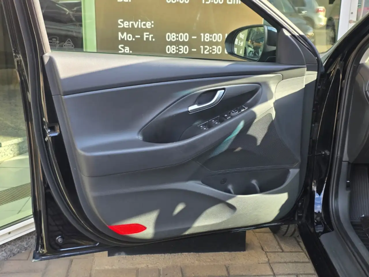 Hyundai i30 1.5 T-GDI 7-DCT Trend / Winterräder / Navi / Smart, миниатюра 24