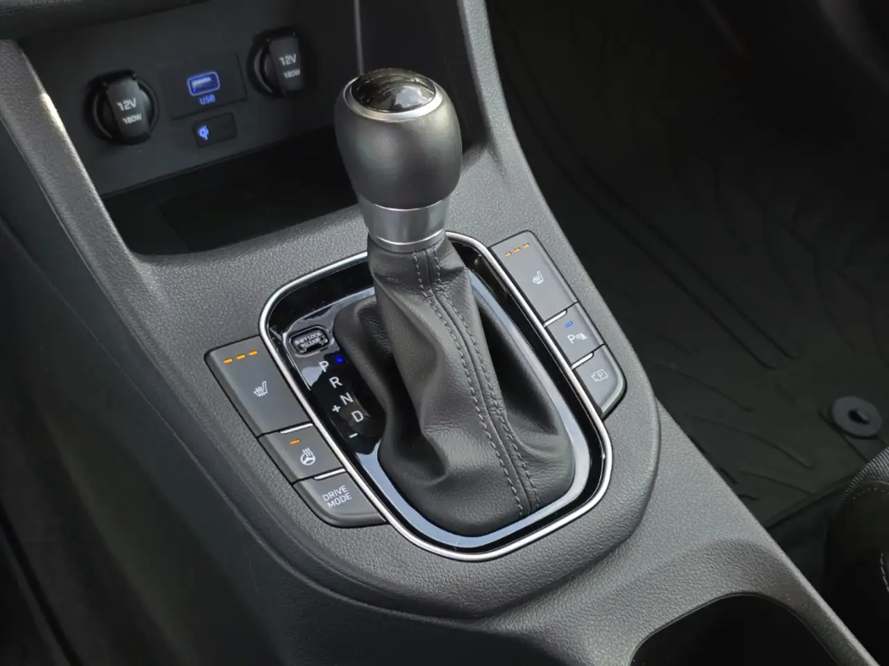 Hyundai i30 1.5 T-GDI 7-DCT Trend / Winterräder / Navi / Smart, миниатюра 22