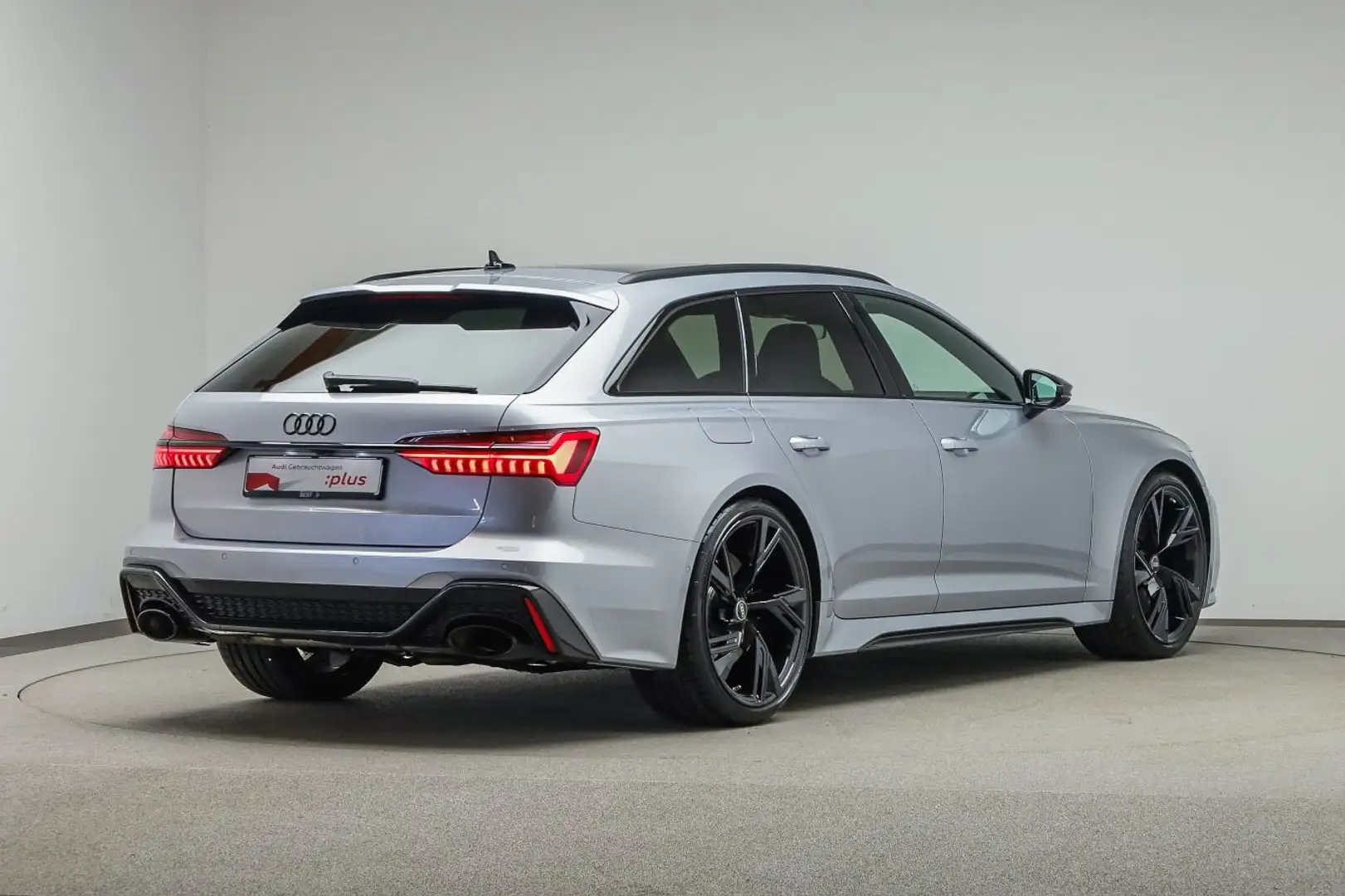 Audi RS6 Carbon*Pano*B&O*Night*HUD*Assist*Dyna Silber - 2