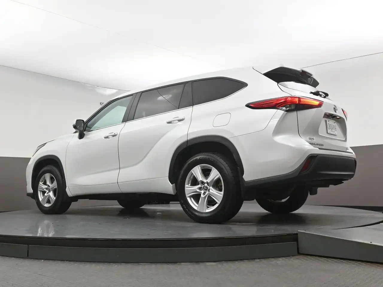 Toyota Highlander снимка Toyota Highlander