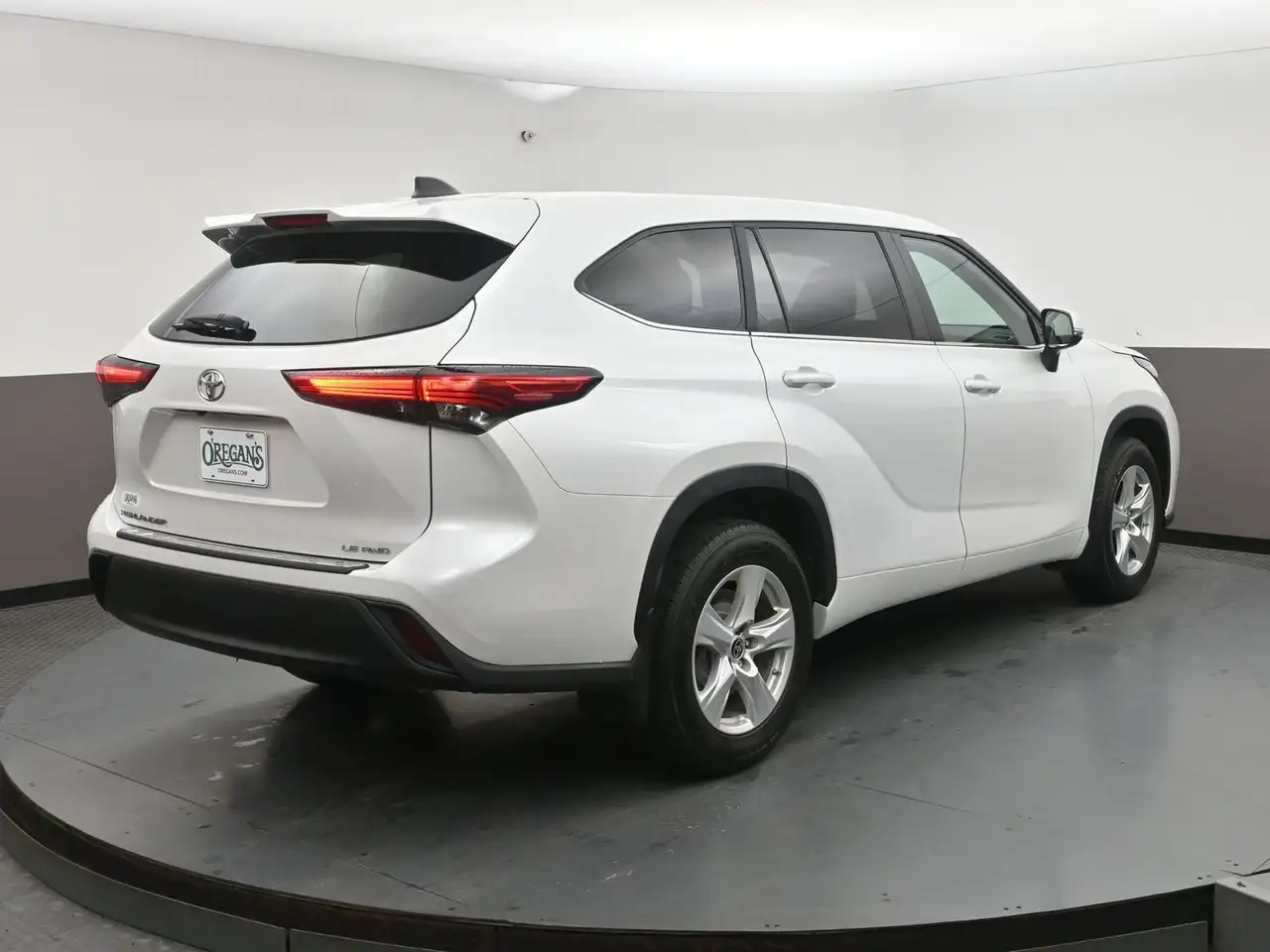 Toyota Highlander снимка Toyota Highlander