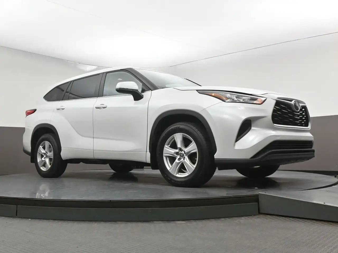 Toyota Highlander снимка Toyota Highlander