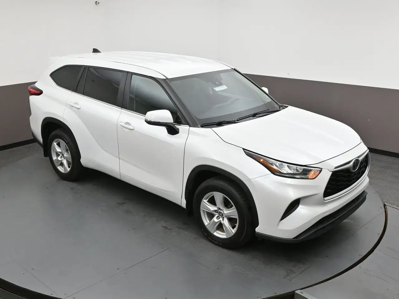 Toyota Highlander снимка Toyota Highlander