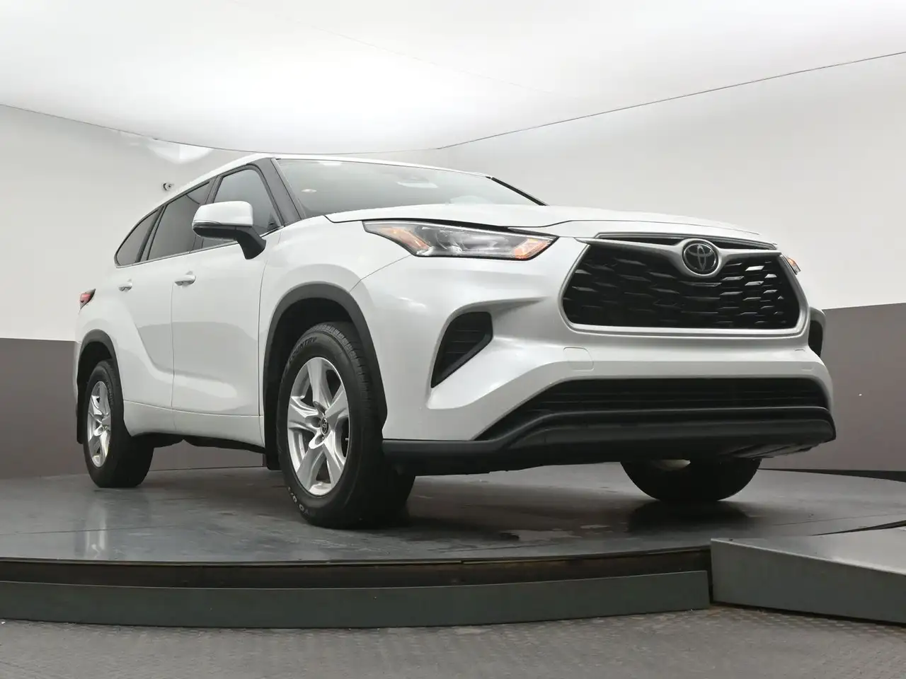 Toyota Highlander снимка Toyota Highlander