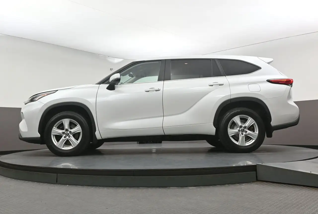 Toyota Highlander снимка Toyota Highlander