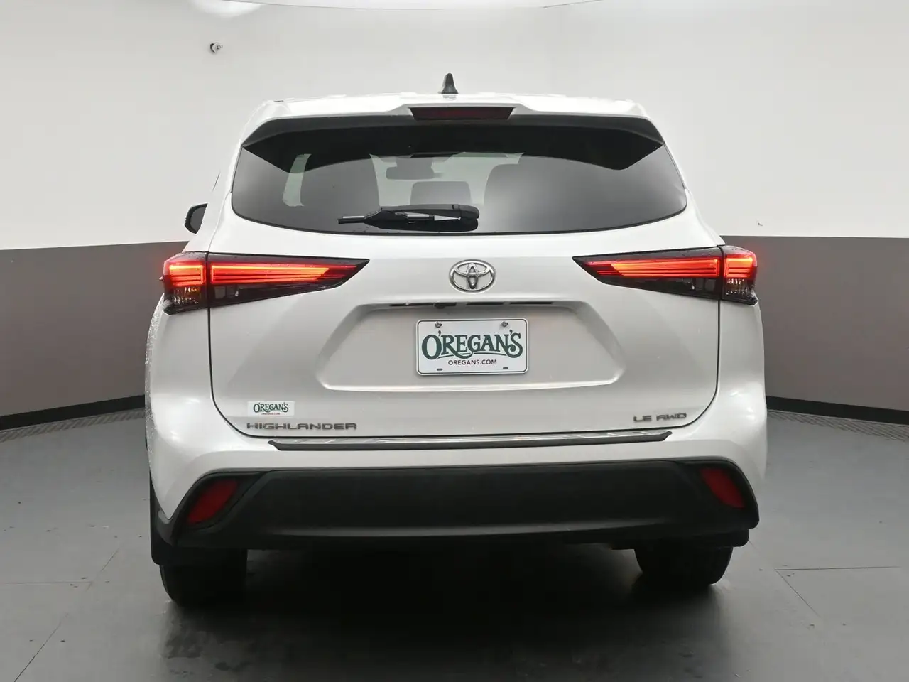 Toyota Highlander снимка Toyota Highlander