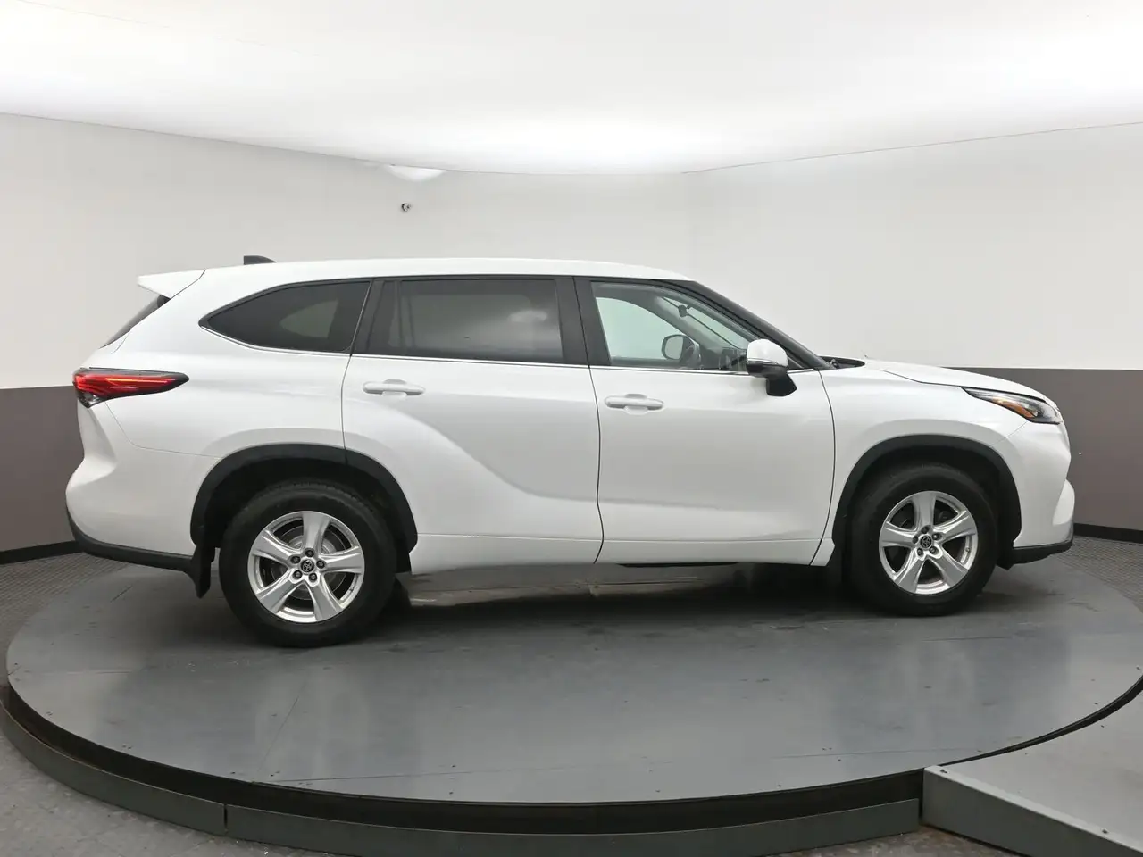 Toyota Highlander снимка Toyota Highlander