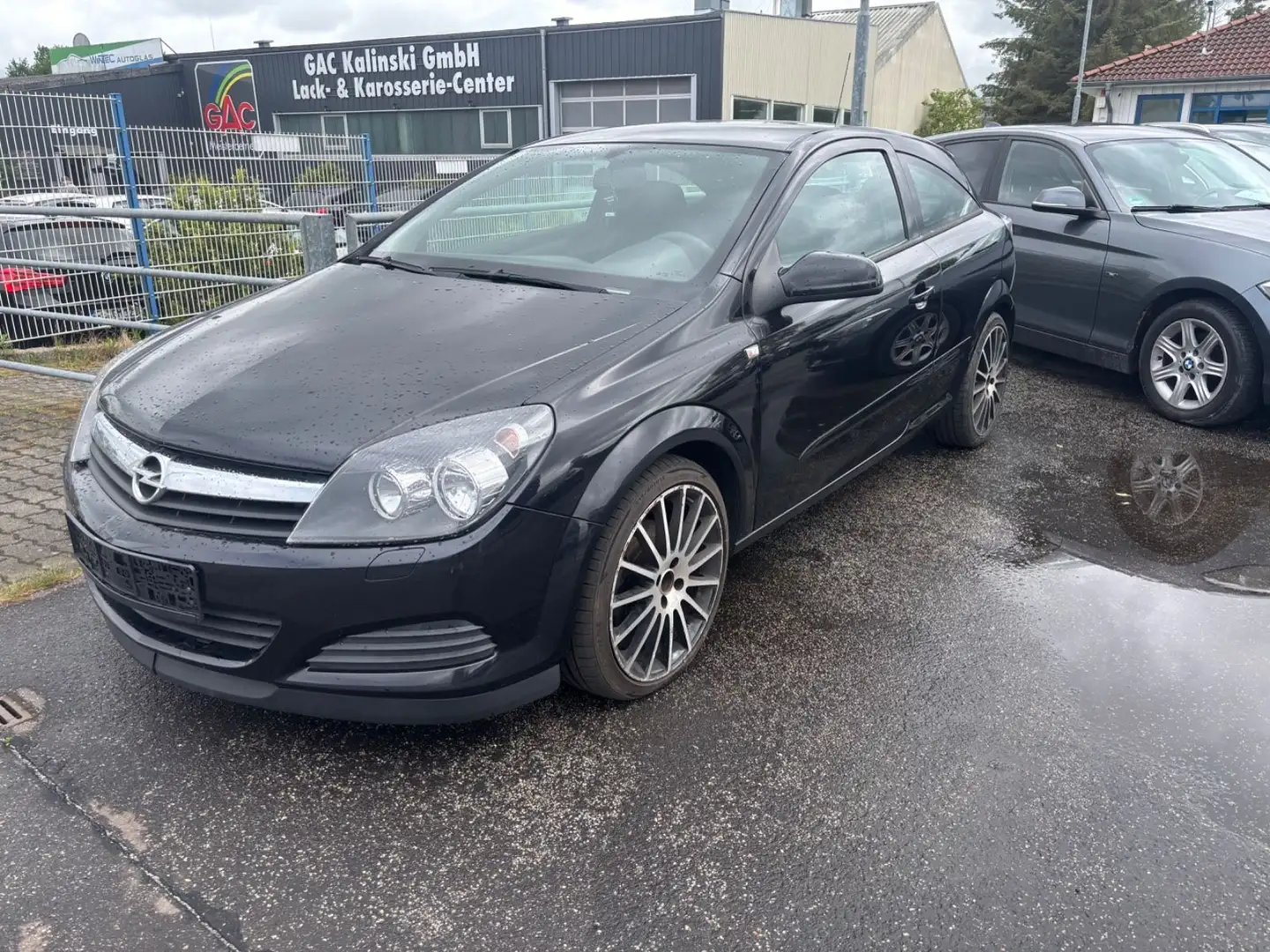 Opel Astra H GTC Edition / HU NEU Schwarz - 1