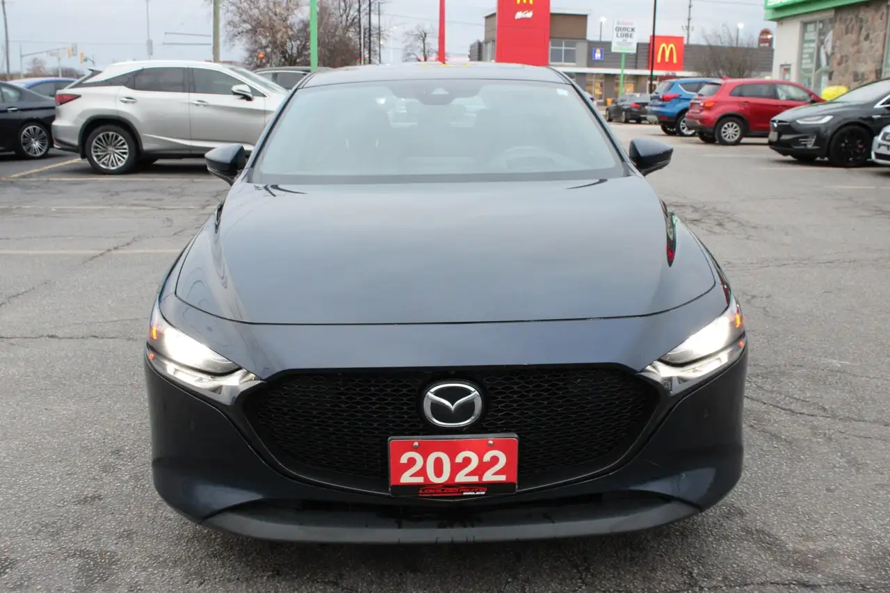 Mazda 3 снимка Mazda 3
