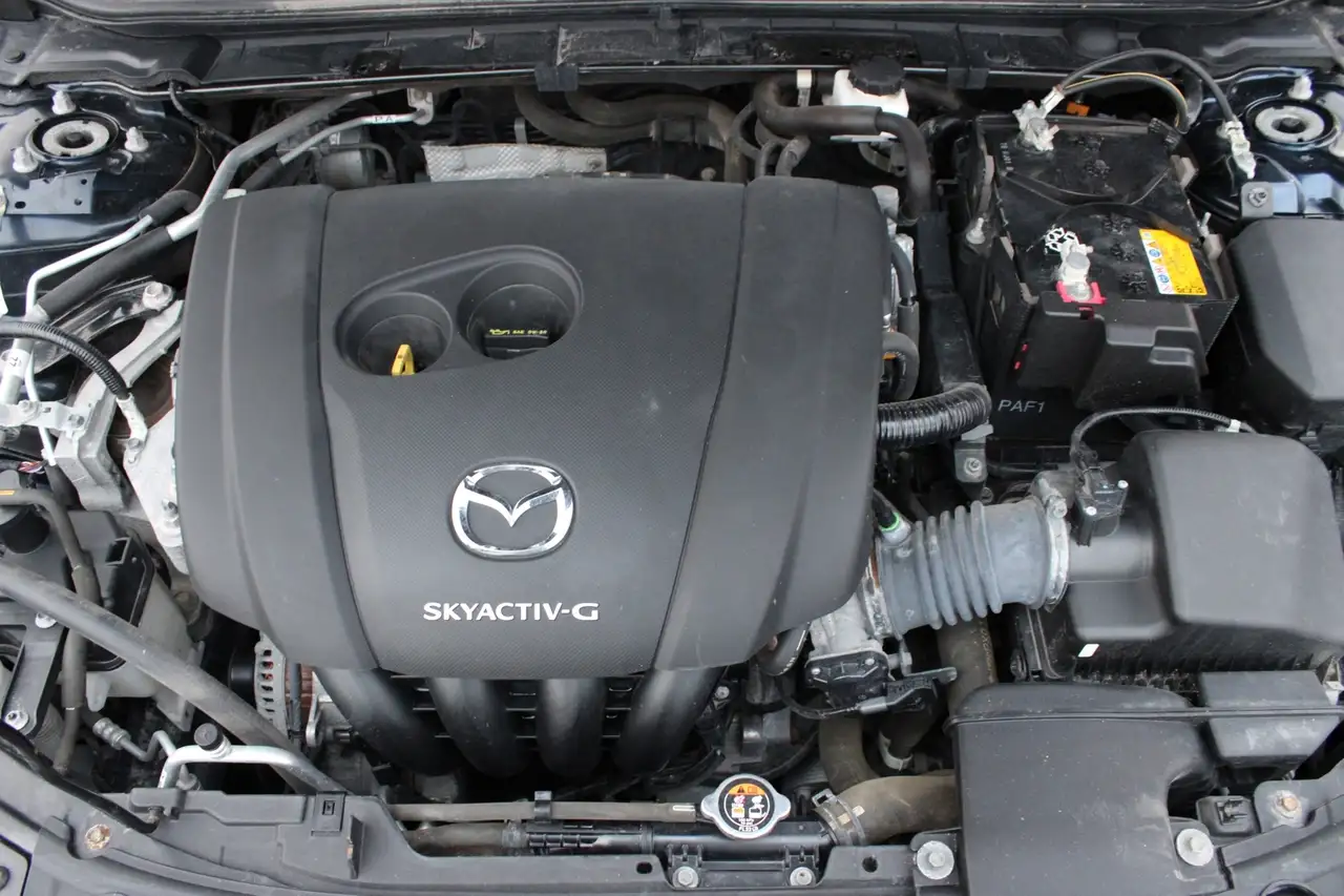 Mazda 3 снимка Mazda 3