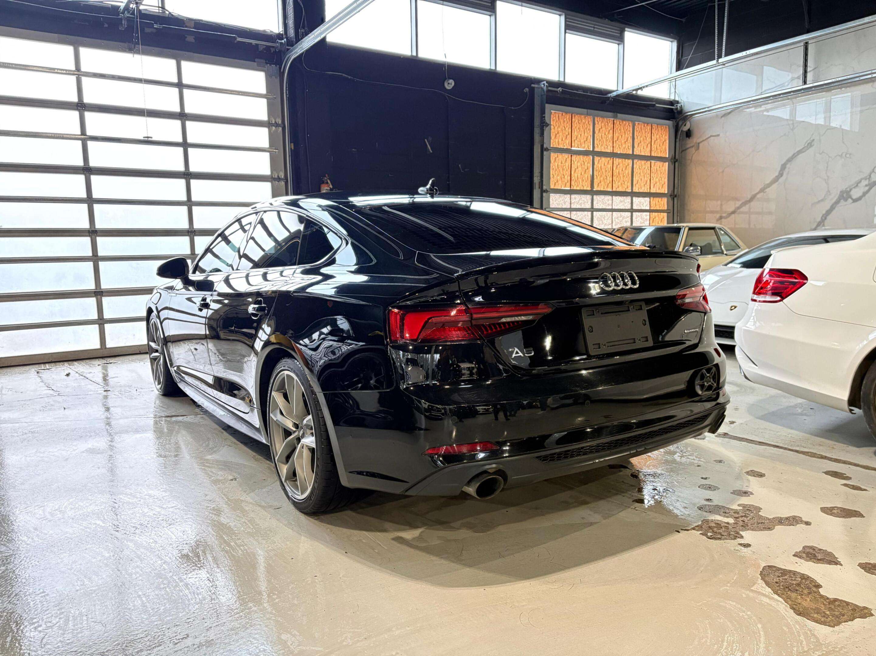 2019 Audi A5 Technik 45 TFSI quattro*LOW KMS*S-LINE* alt 4