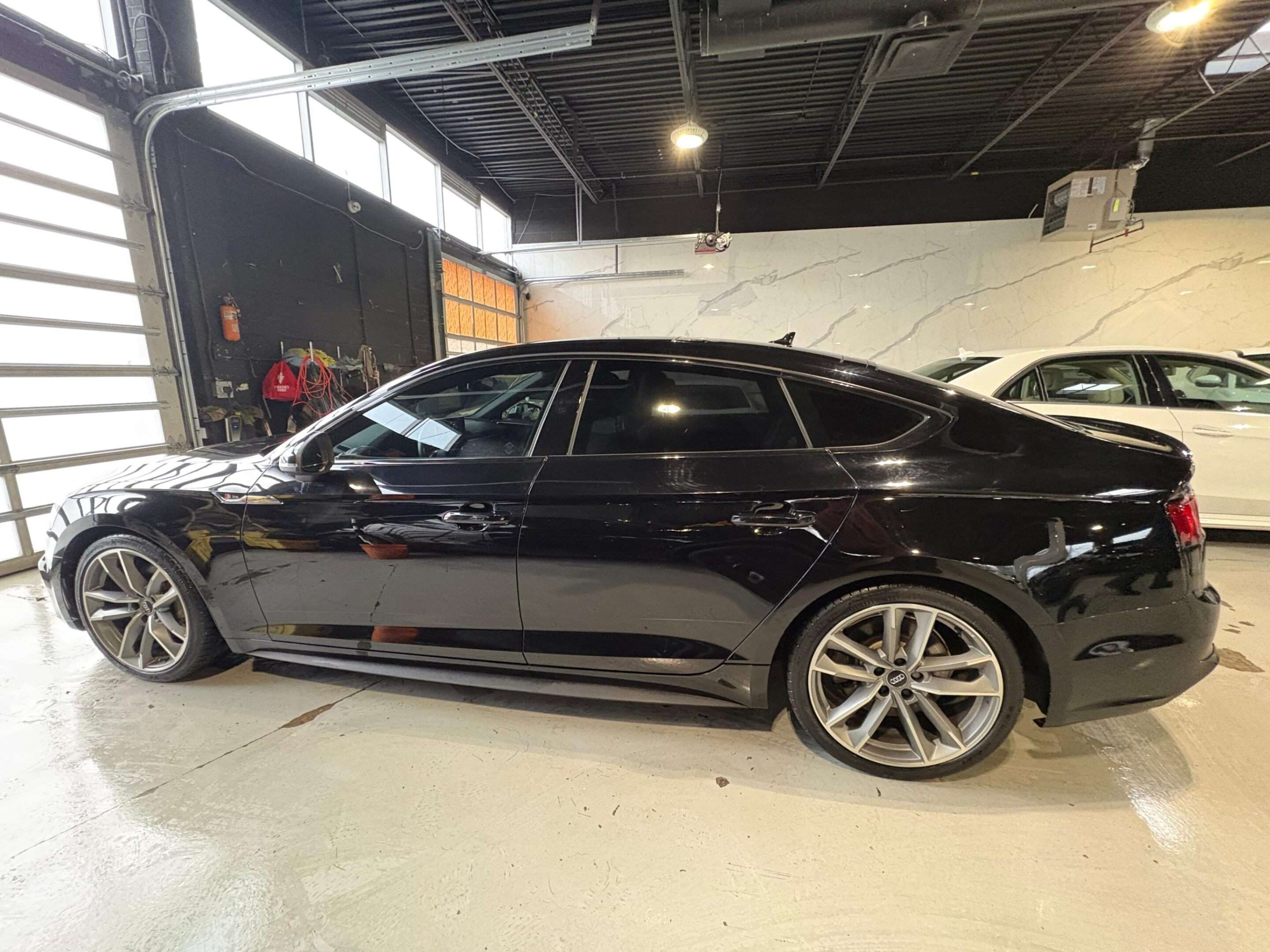 2019 Audi A5 Technik 45 TFSI quattro*LOW KMS*S-LINE* alt 3