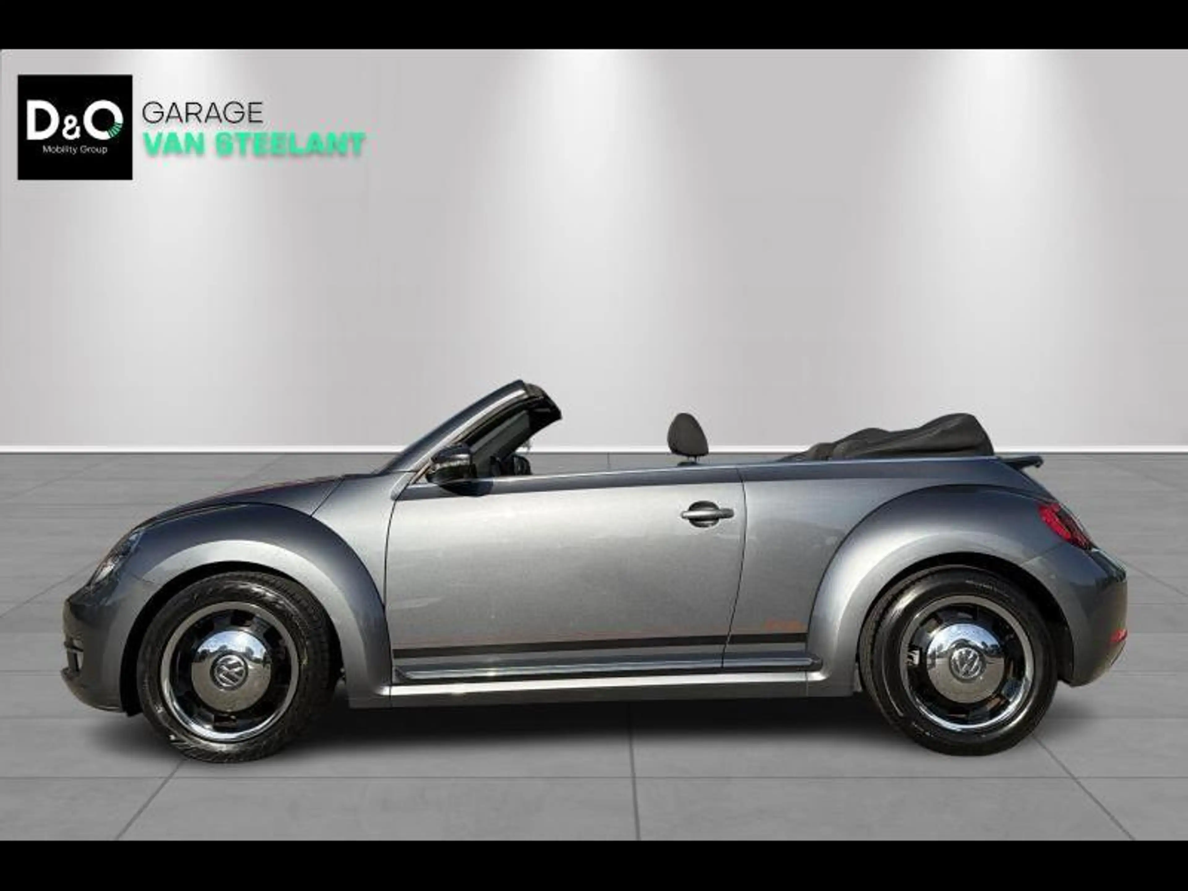 Volkswagen Beetle Cabrio - CUP - 1.2 tsi 105 pk - — photo 3