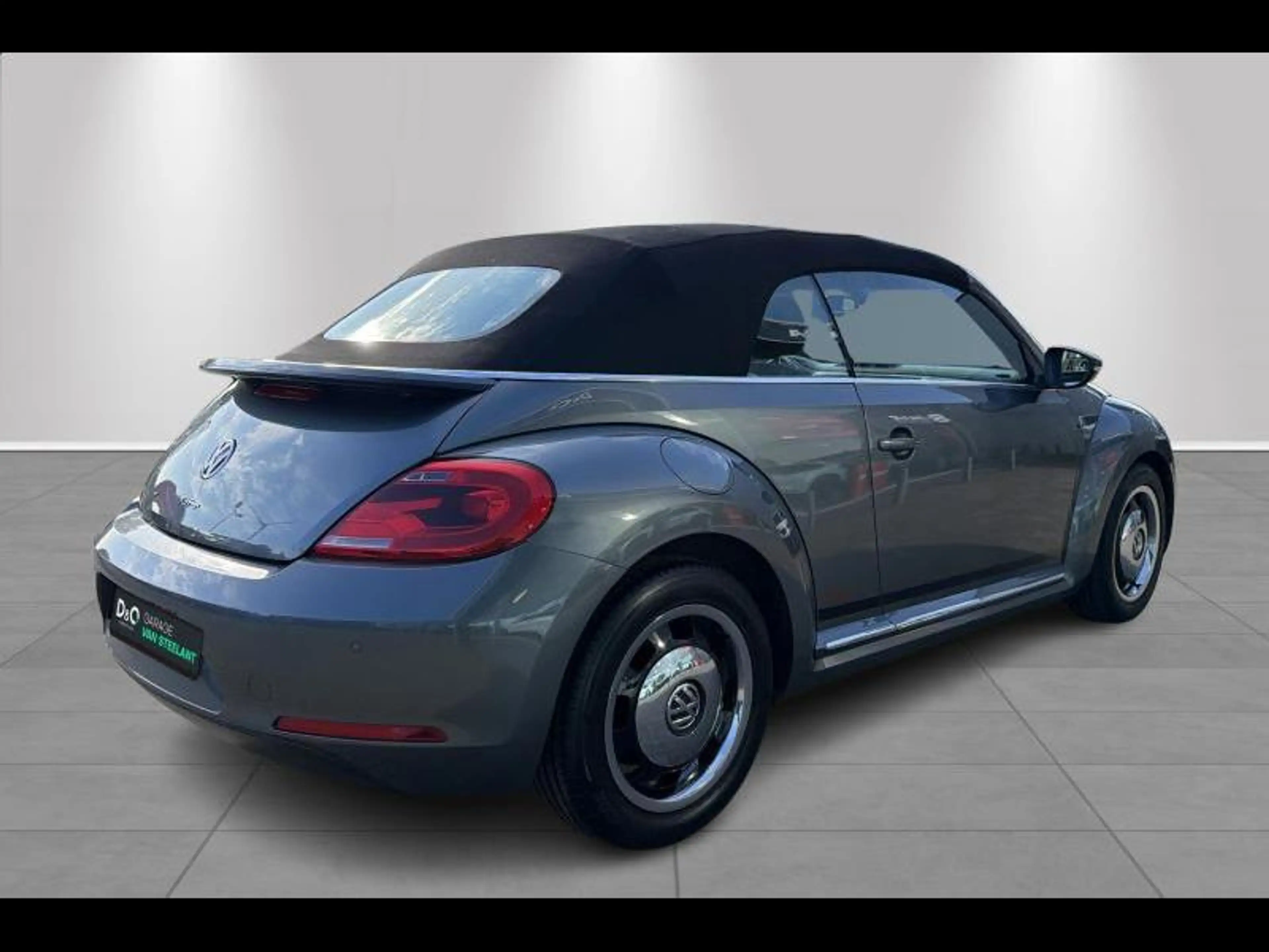 Volkswagen Beetle Cabrio - CUP - 1.2 tsi 105 pk - — photo 10