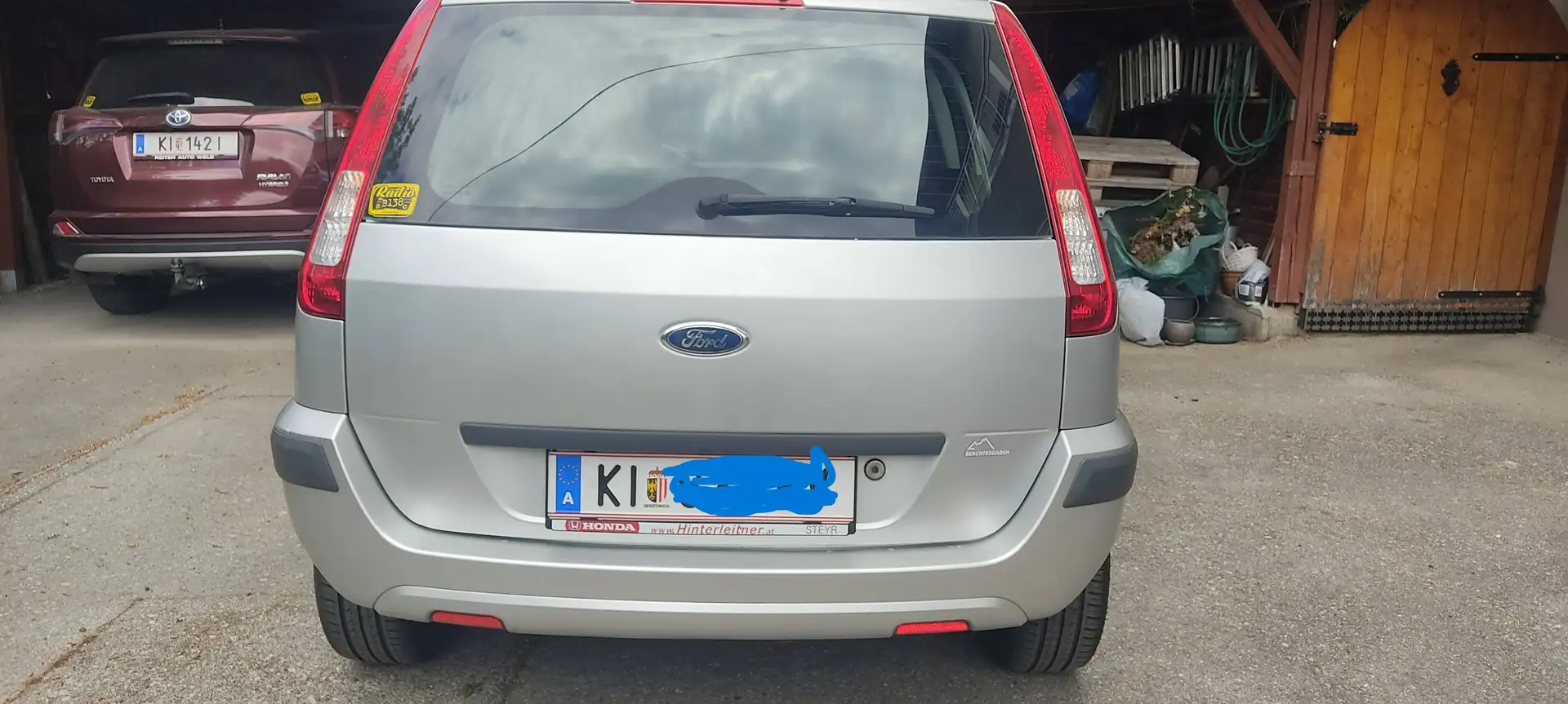 Ford Fusion Fusion Ambiente 1,4 TDCi Silber - 2