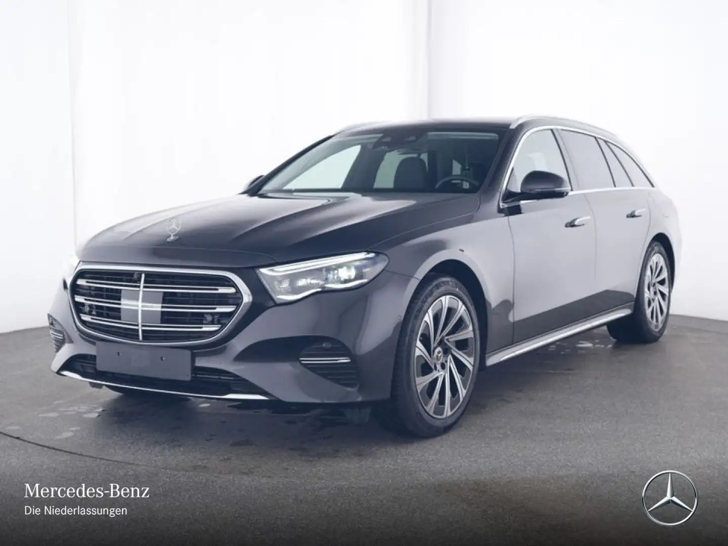 Mercedes-Benz E 300 e T Hybrid Fahrass 360° Burmester Distr. AHK Gris - 2