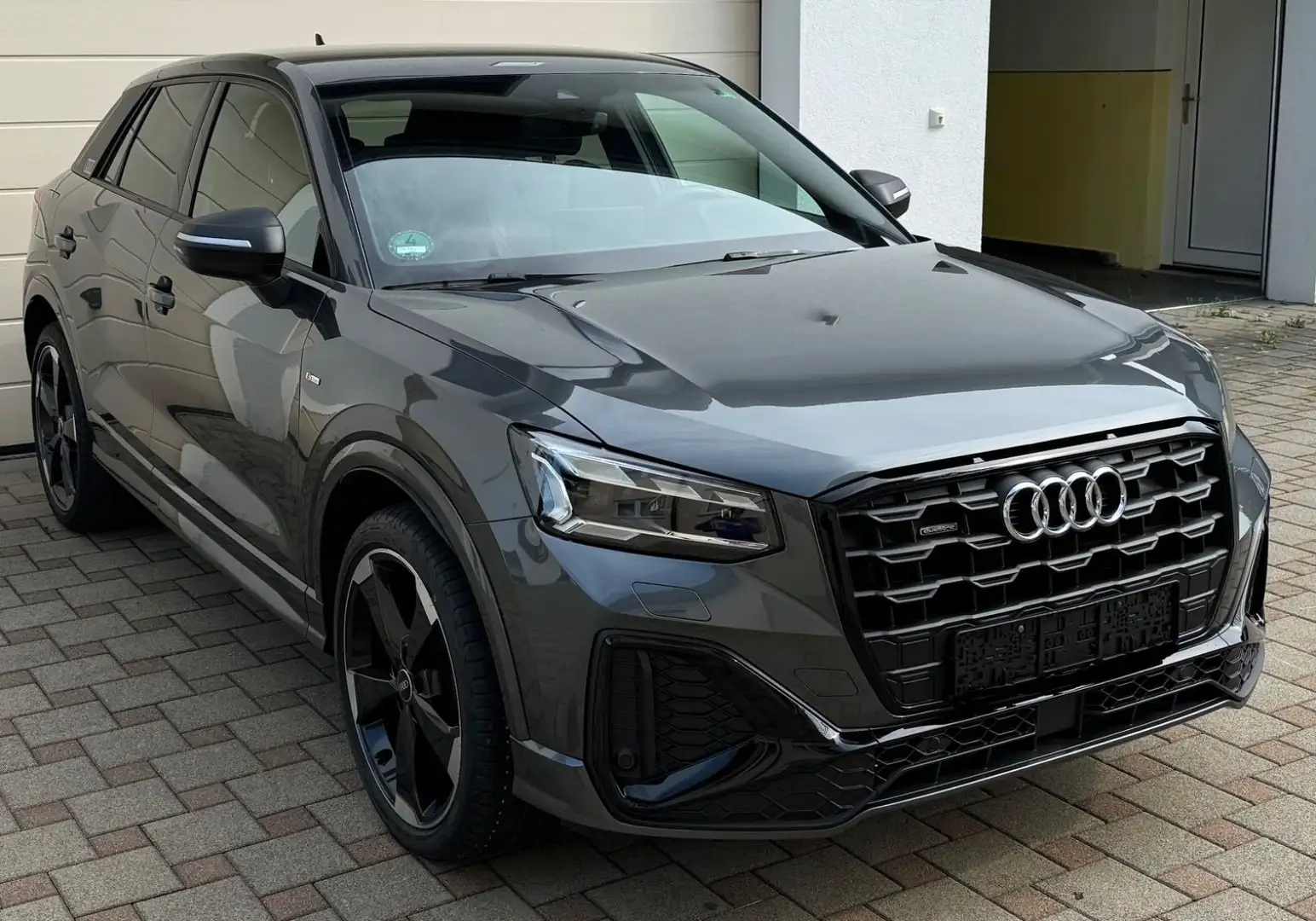 Audi Q2 Q2 35 2.0 tdi quattro s-tronic Grigio - 1