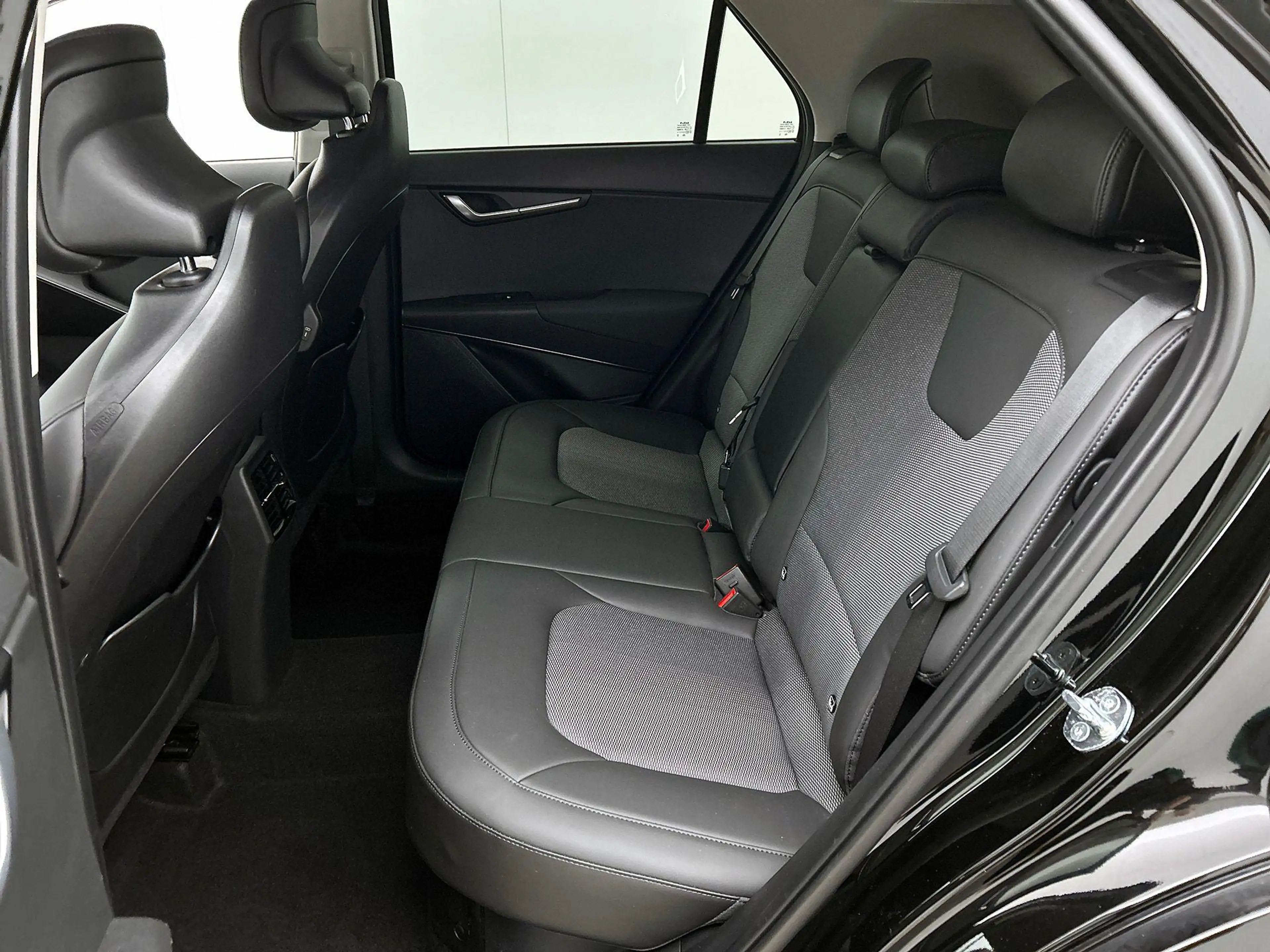 Kia Niro 1.6 GDi Hybrid DynamicLine CAMERA | NAVI & CARPLAY — photo 30
