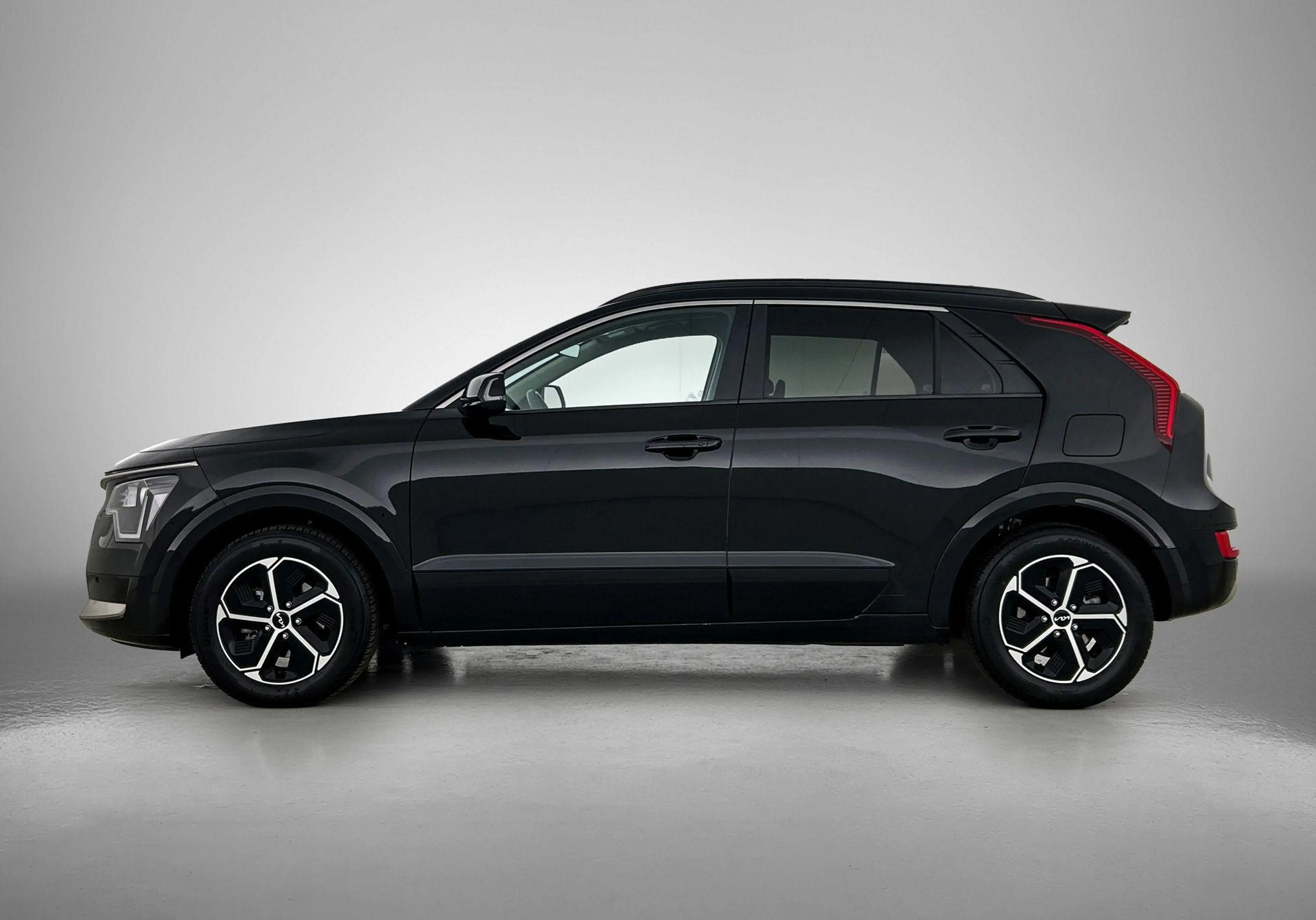 Kia Niro 1.6 GDi Hybrid DynamicLine CAMERA | NAVI & CARPLAY — photo 2