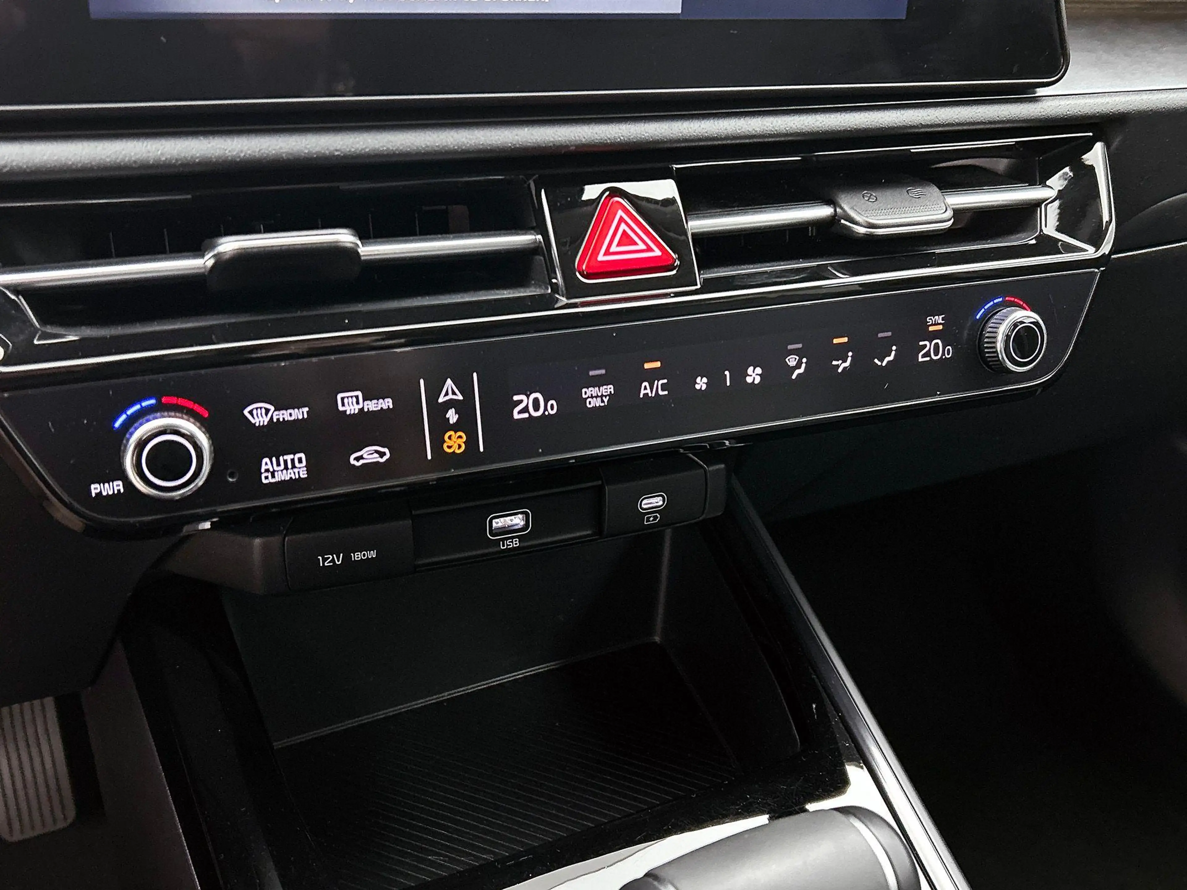 Kia Niro 1.6 GDi Hybrid DynamicLine CAMERA | NAVI & CARPLAY — photo 31