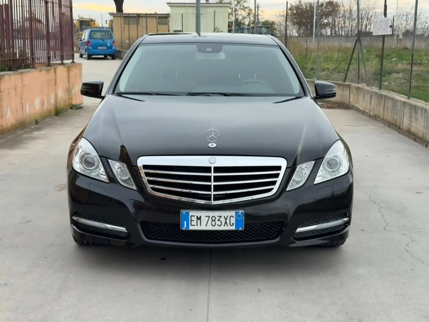 Mercedes-Benz E 220 E 220 CDI BlueEFFICIENCY Avantgarde Nero - 1