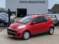 Peugeot 107 1.0 Access Accent, APK TOT 30-07-26, STUURBEKRACHT Rot - thumbnail 1