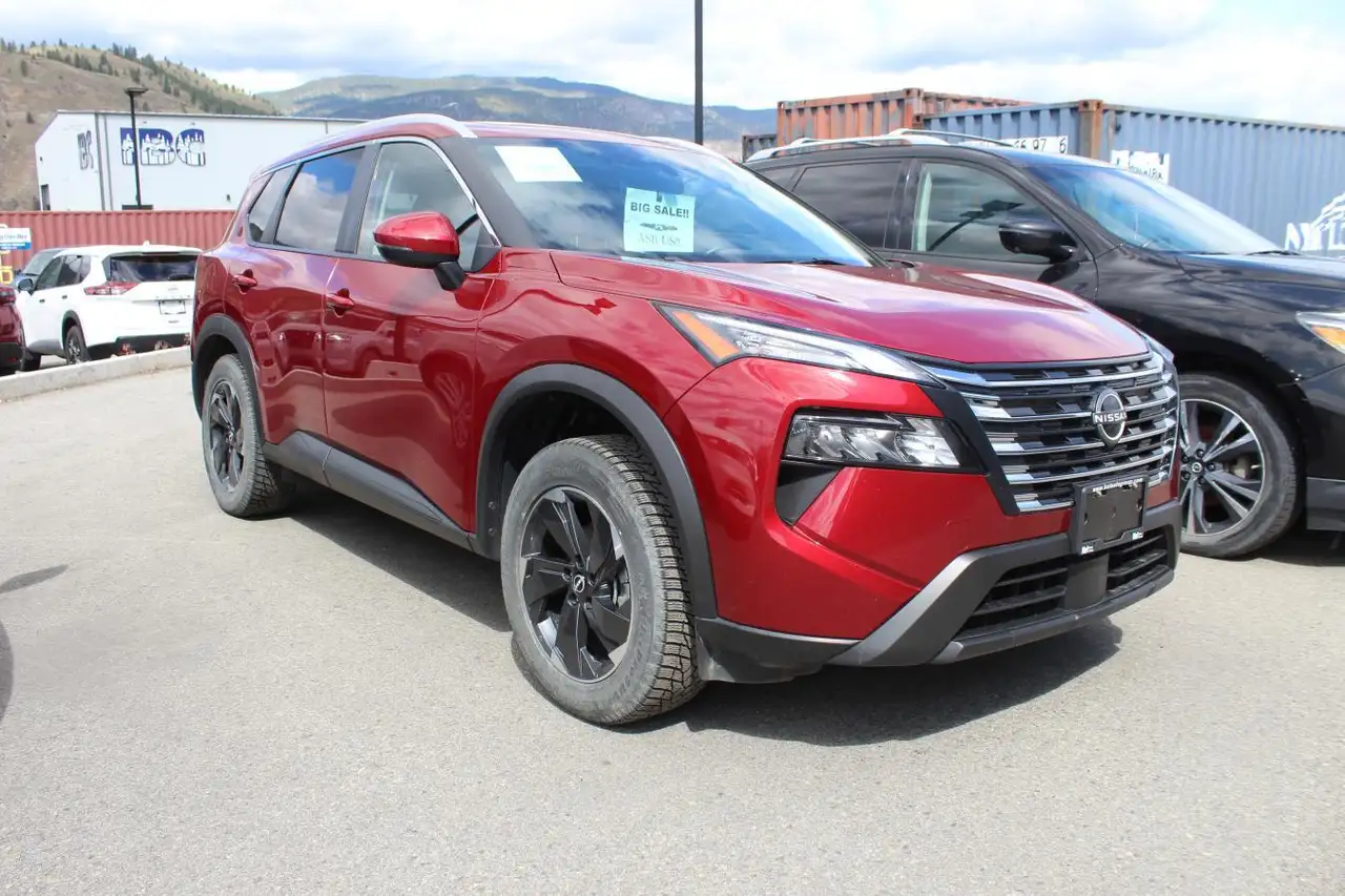 Nissan Rogue снимка Nissan Rogue
