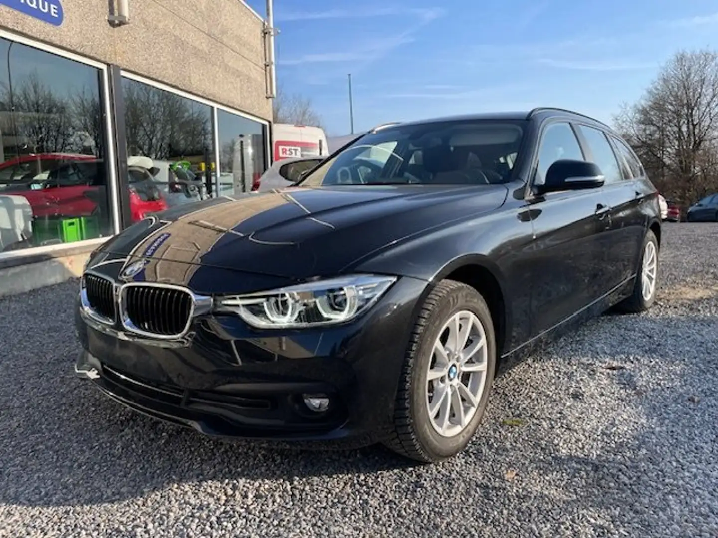 BMW 316 Touring dA Business Ed AdBlue (ACO) (EU6c) Zwart - 1