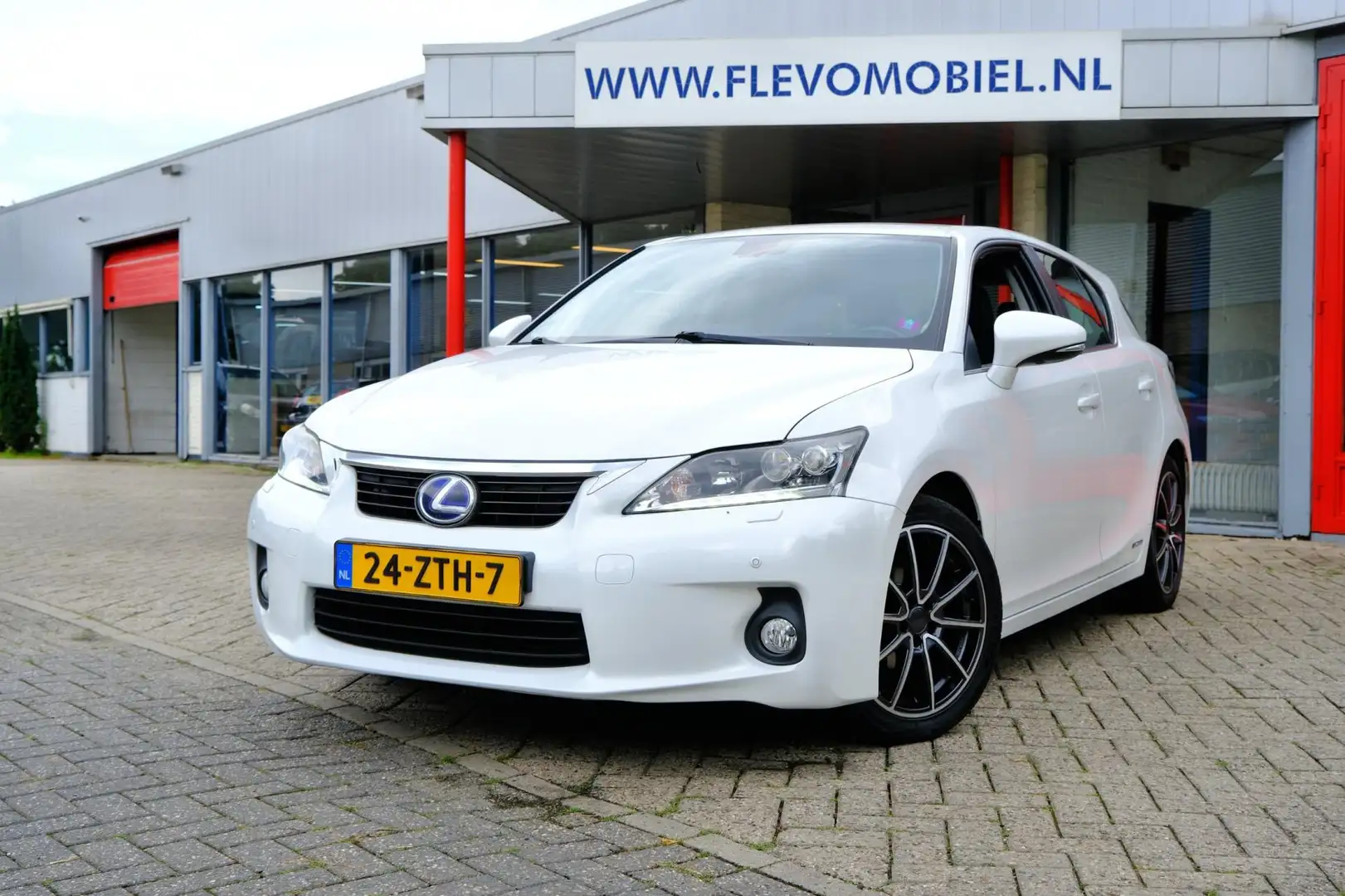 Lexus CT 200h Luxury Line Aut. Leder|Navi|Clima|Cam Wit - 1