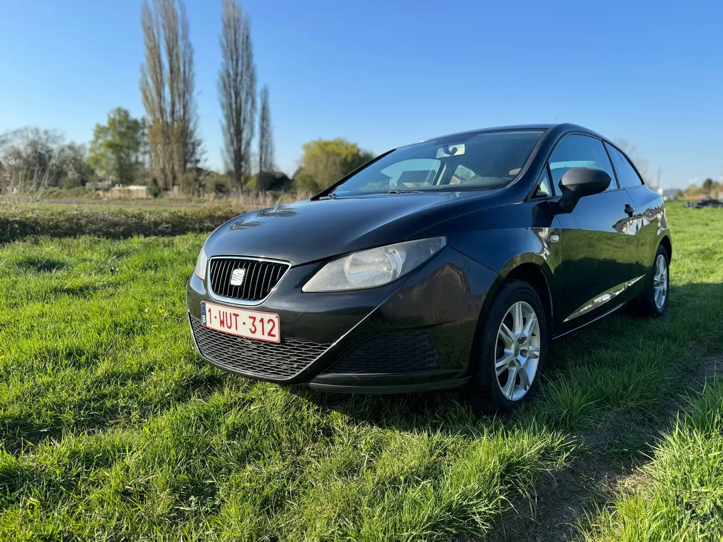 SEAT Ibiza SC 1.2 CR TDi Style DPF Noir - 1
