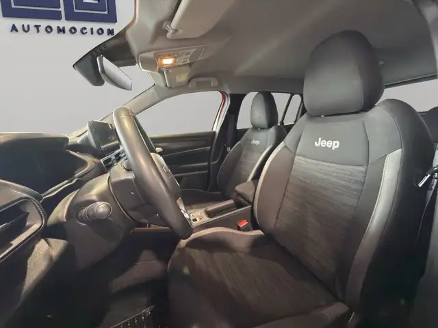 Jeep Avenger view 6