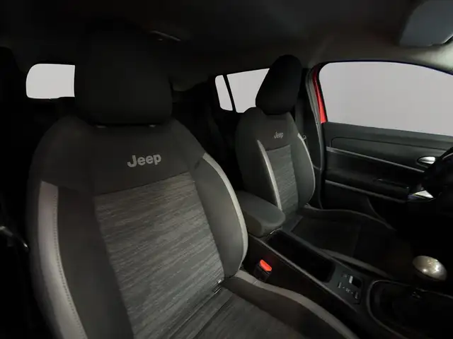 Jeep Avenger view 12
