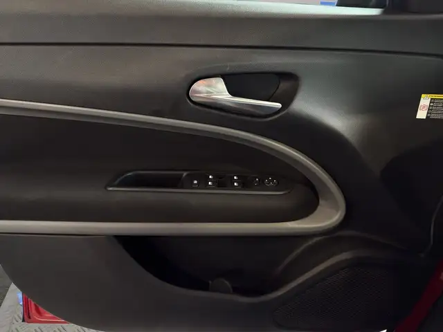 Jeep Avenger view 14