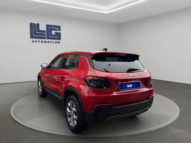Jeep Avenger view 8