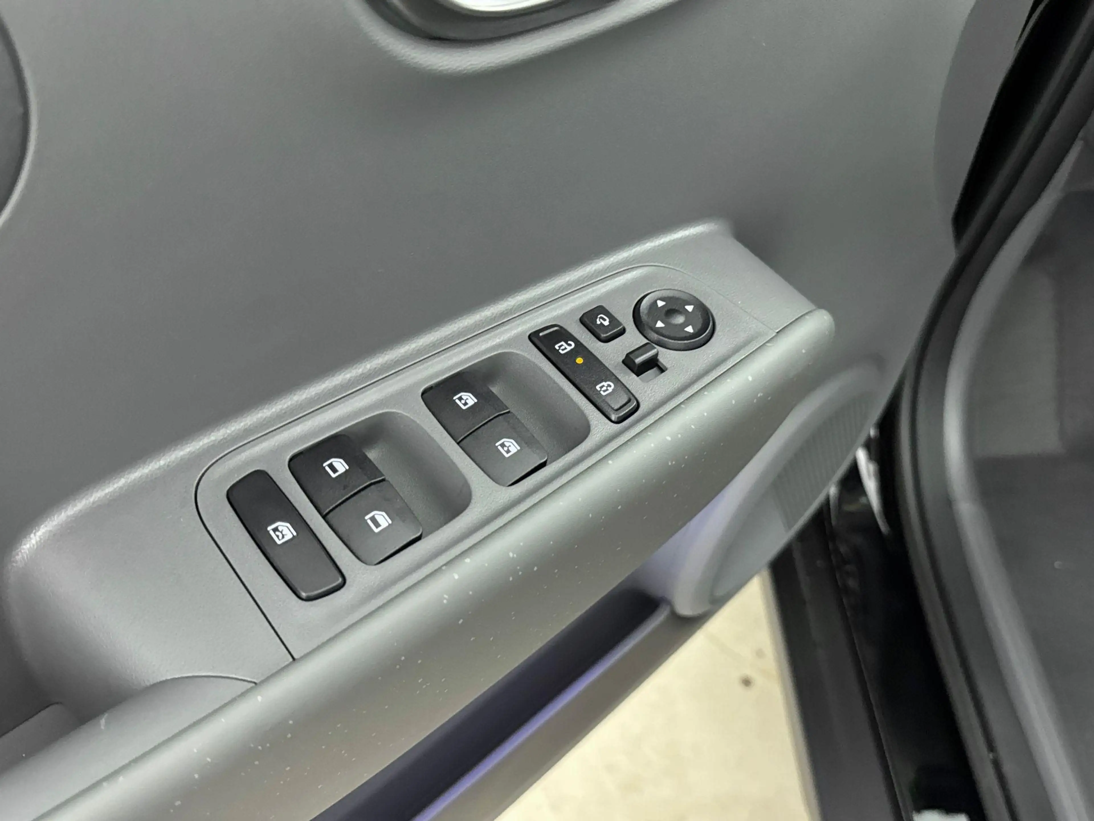 Hyundai Inster Cross Sky Plus 49 kWh | Apple Carplay/Android Auto — photo 11