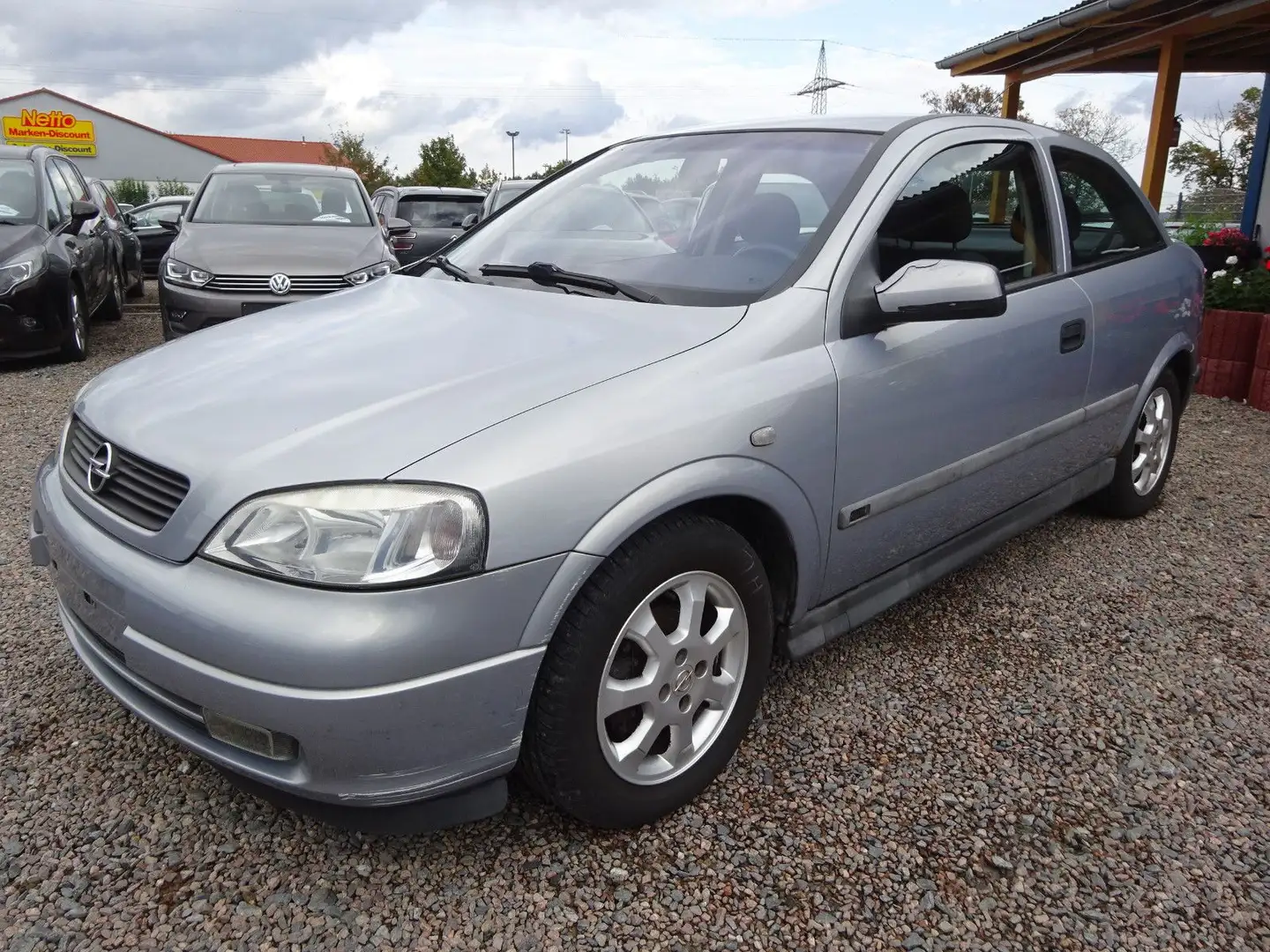 Opel Astra 1.6 16V Selection Grau - 1