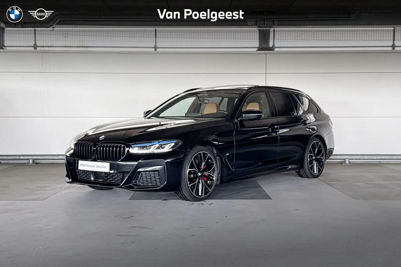 BMW 530 5 Serie Touring 530i High Executive M-Sport BMW 5- Zwart - 1