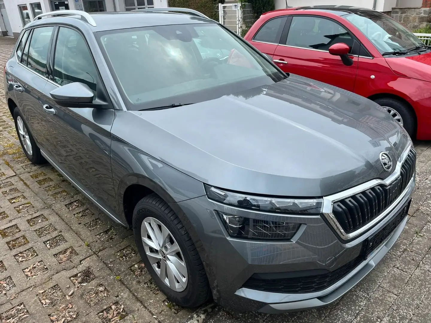 Skoda Kamiq Style,5JG,Navi,DSG,SHZ,CAM,LED,Klimaautm Grau - 2