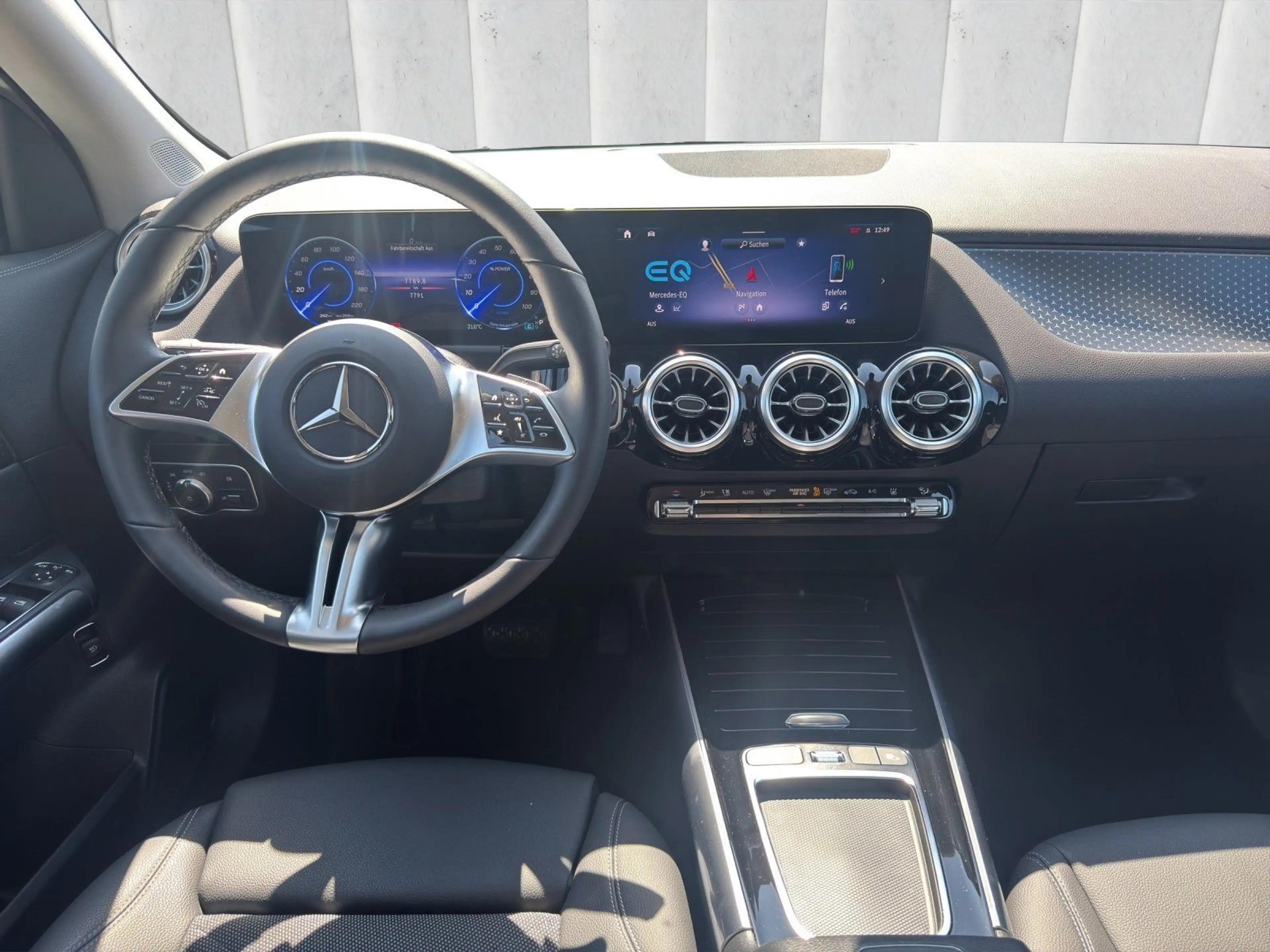 Mercedes-Benz EQA 250 + Progressive Rückfahrkamera Spurh Totw. — photo 14