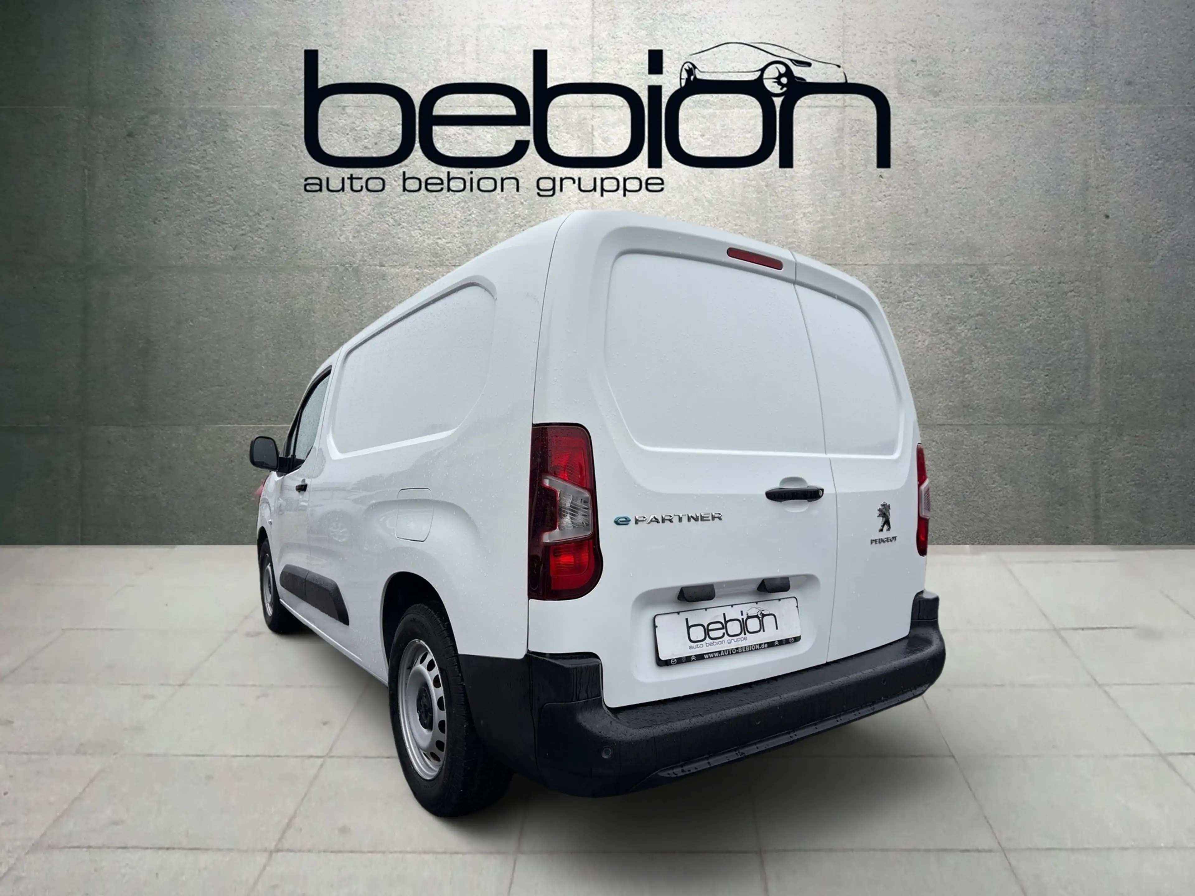 Peugeot Partner Elektromotor 136 PS L2 Premium PDC Navi — photo 10
