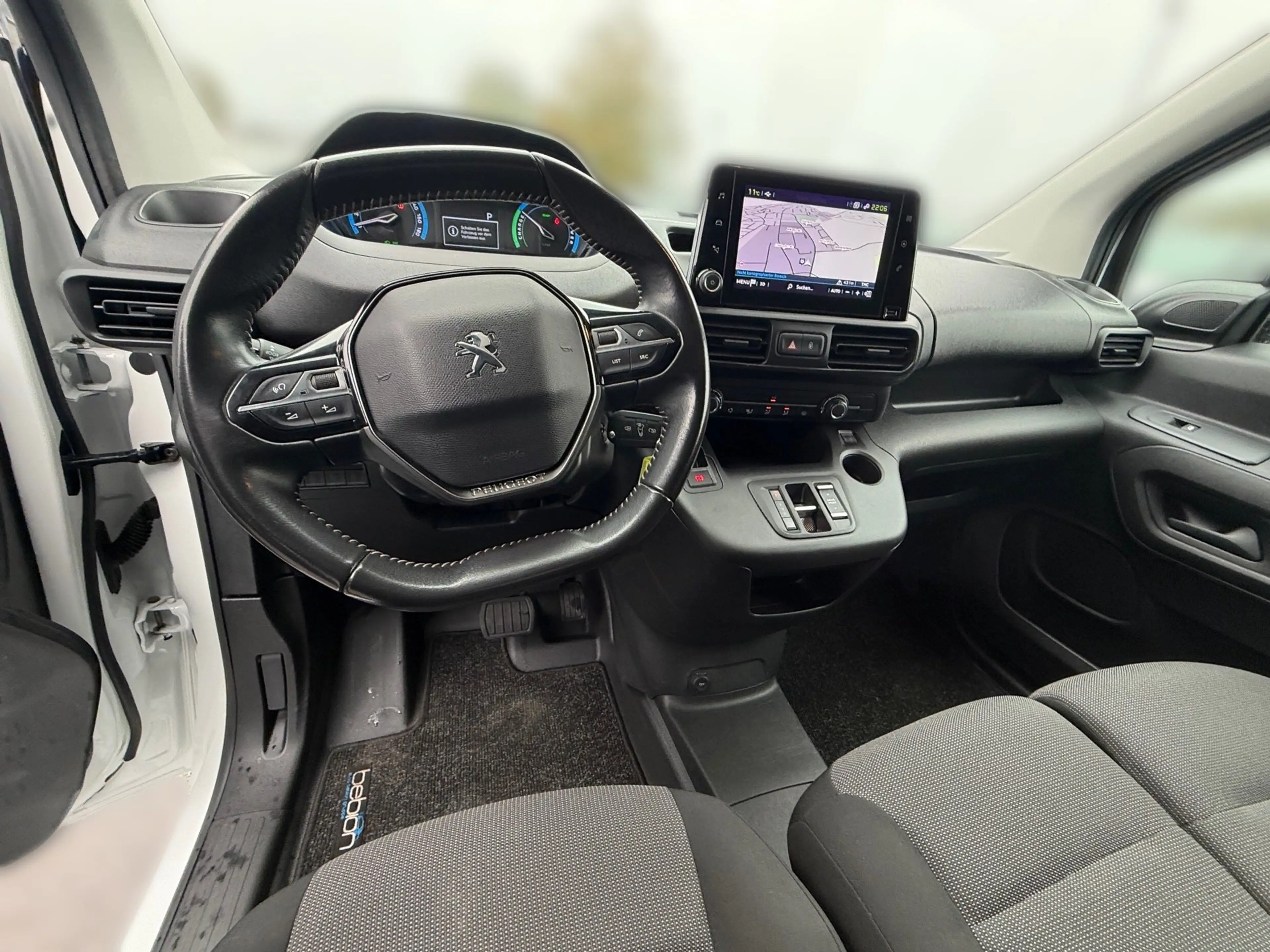 Peugeot Partner Elektromotor 136 PS L2 Premium PDC Navi — photo 8