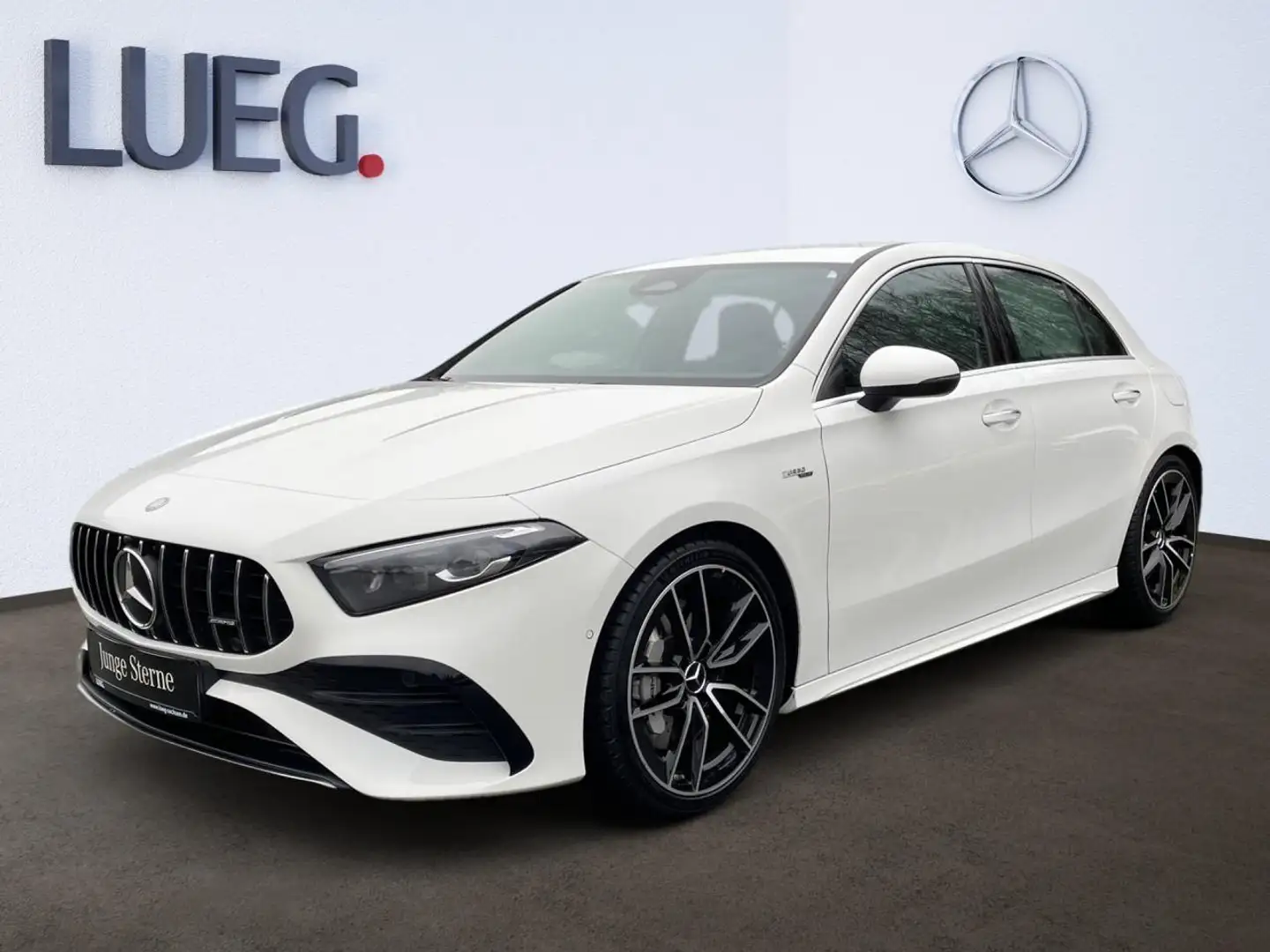 Mercedes-Benz A 35 AMG A 35 4M AMG+TOTWINKEL+AHK+MULTIBEAM-LED+WINTER Weiß - 2