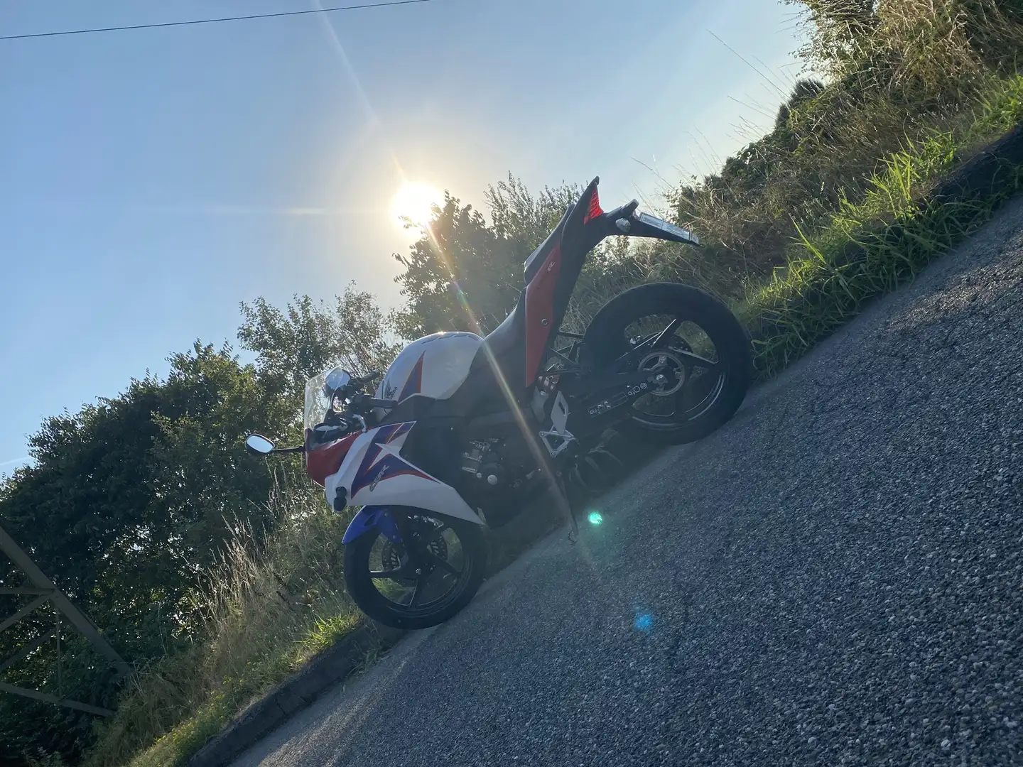 Honda CBR 125 R Alb - 1