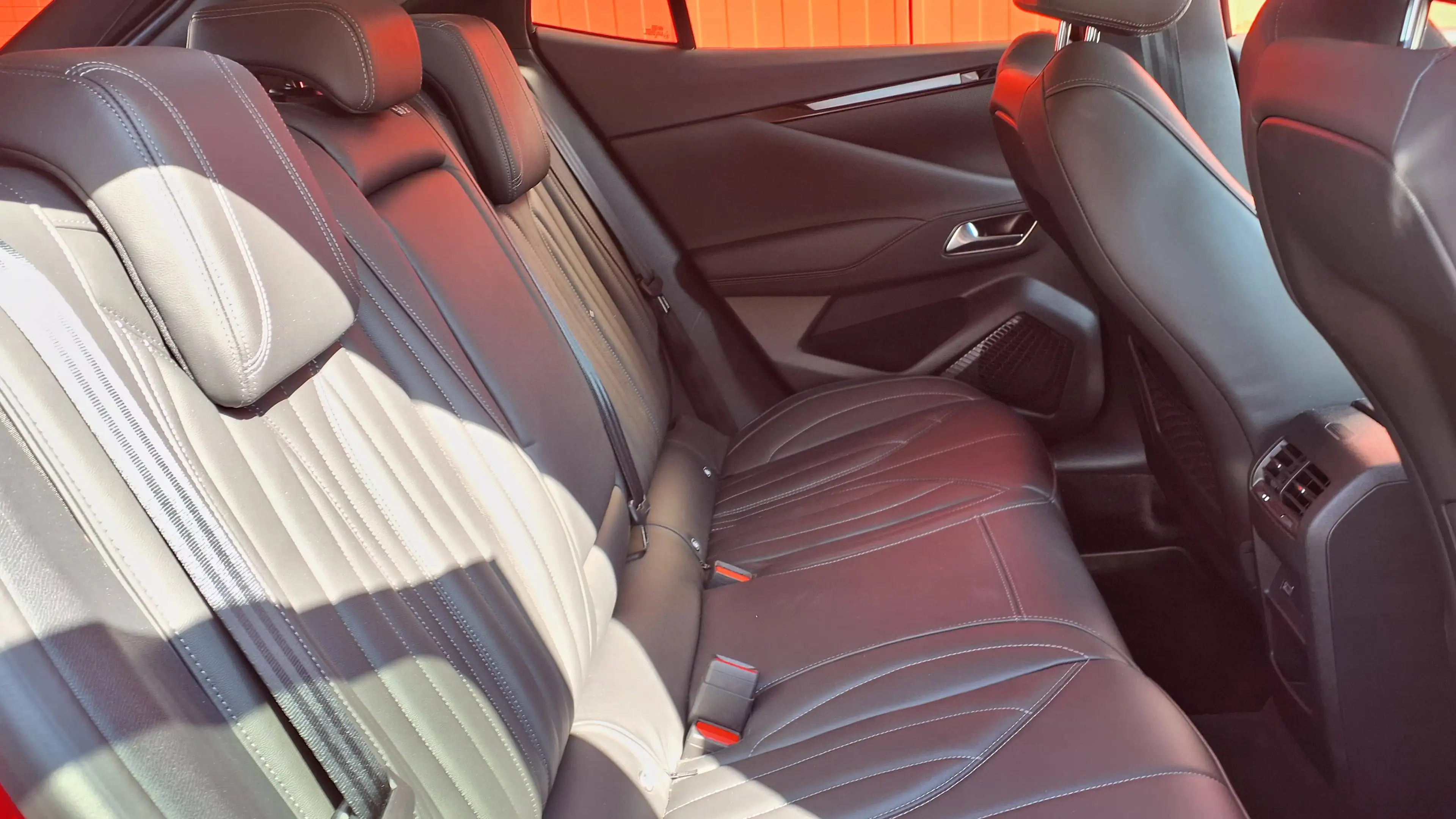 DS Automobiles DS 4 DS4 E-Tense 225 Rivoli — photo 11