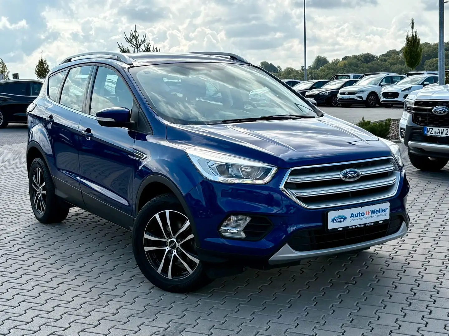 Ford Kuga Cool & Connect 1.5 EcoBoost Key-Free Blau - 2
