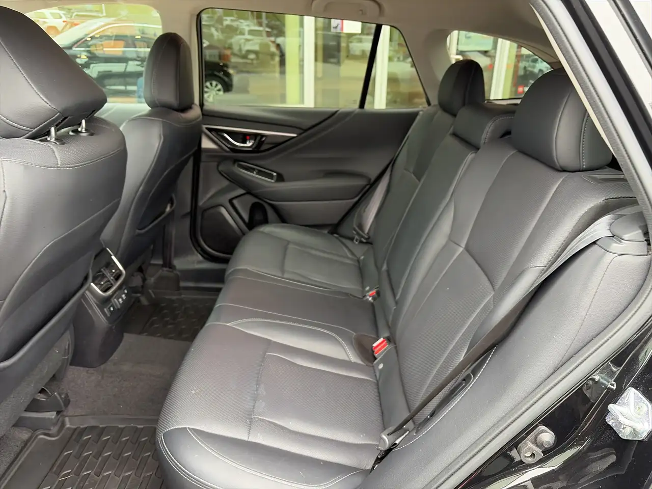 Subaru OUTBACK снимка Subaru OUTBACK