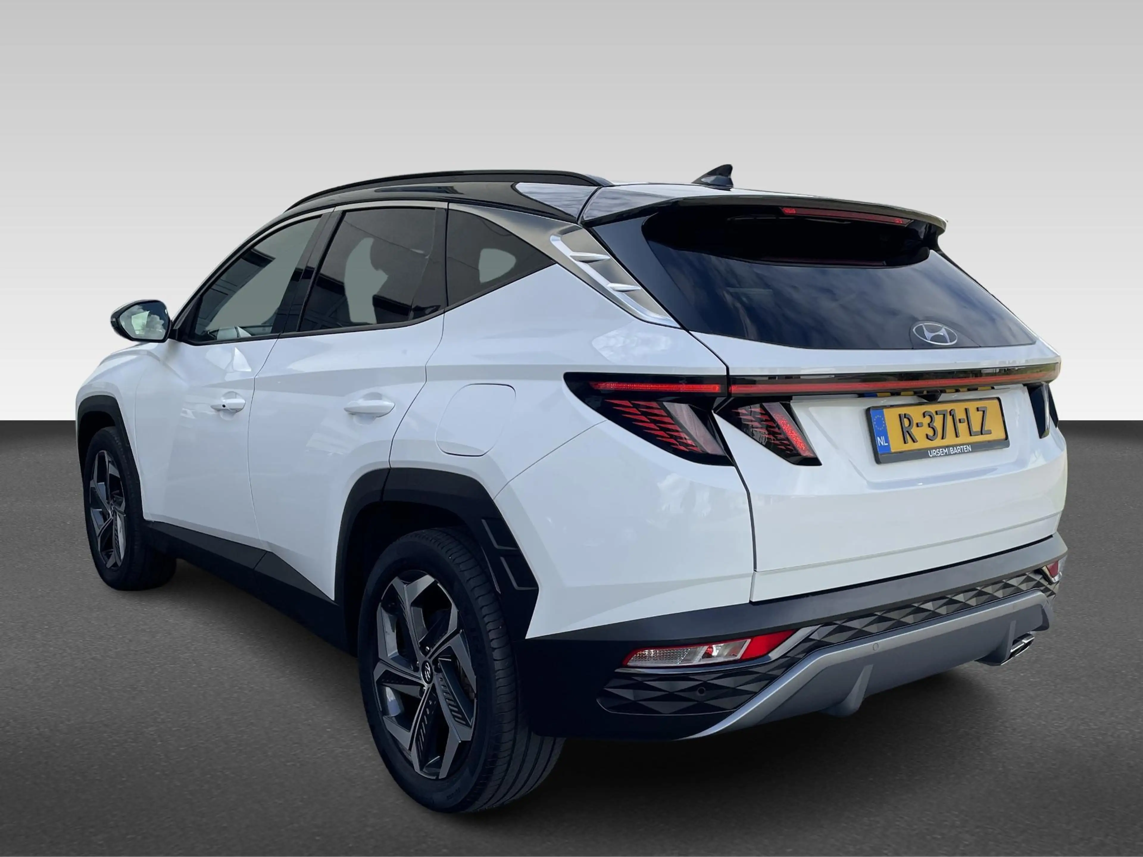 Hyundai TUCSON 1.6 T-GDI PHEV Premium 4WD | Apple Carplay/Android — photo 3