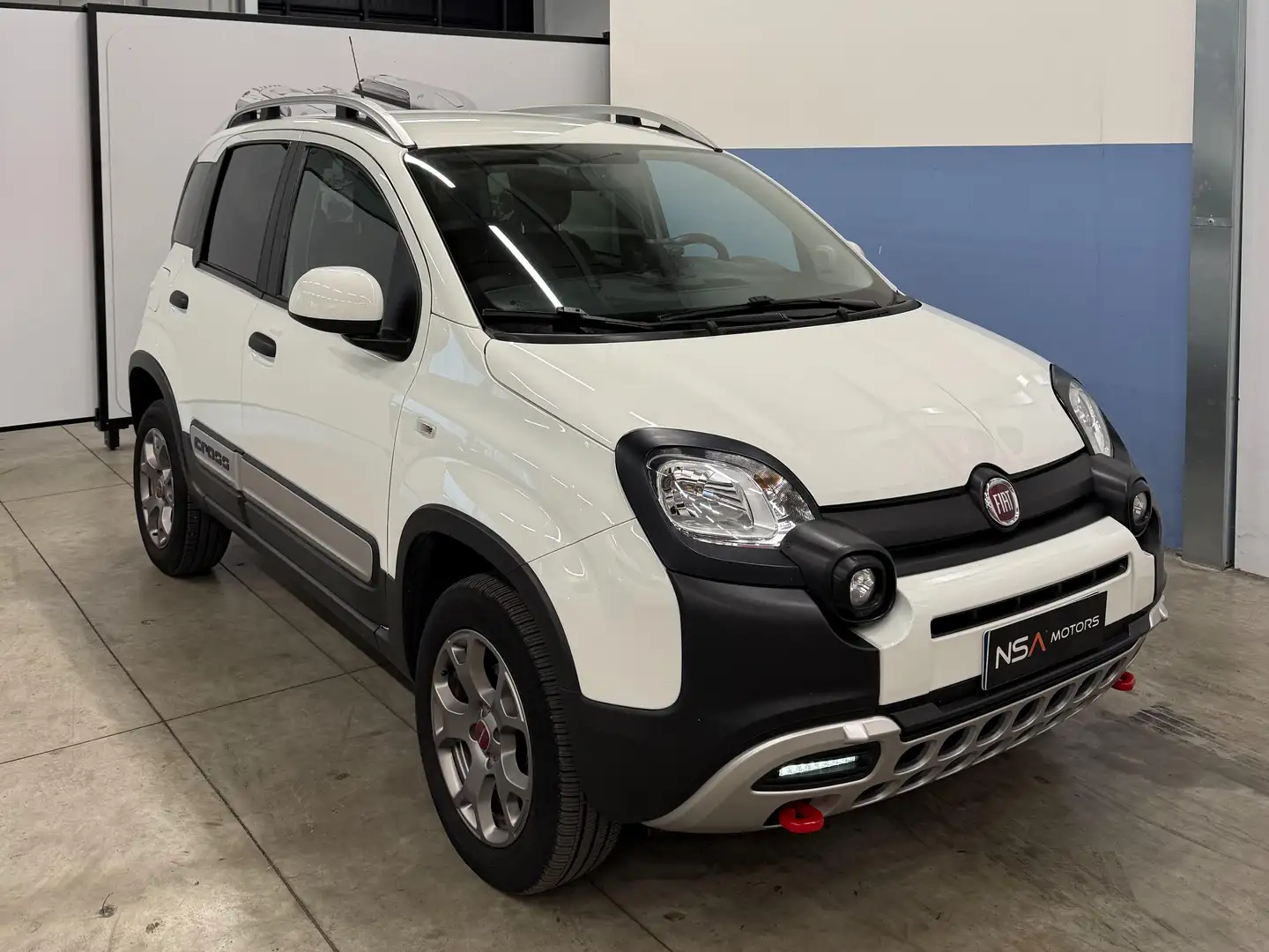 Fiat Panda 0.9 t.air t. Cross 4x4 s Bianco - 1