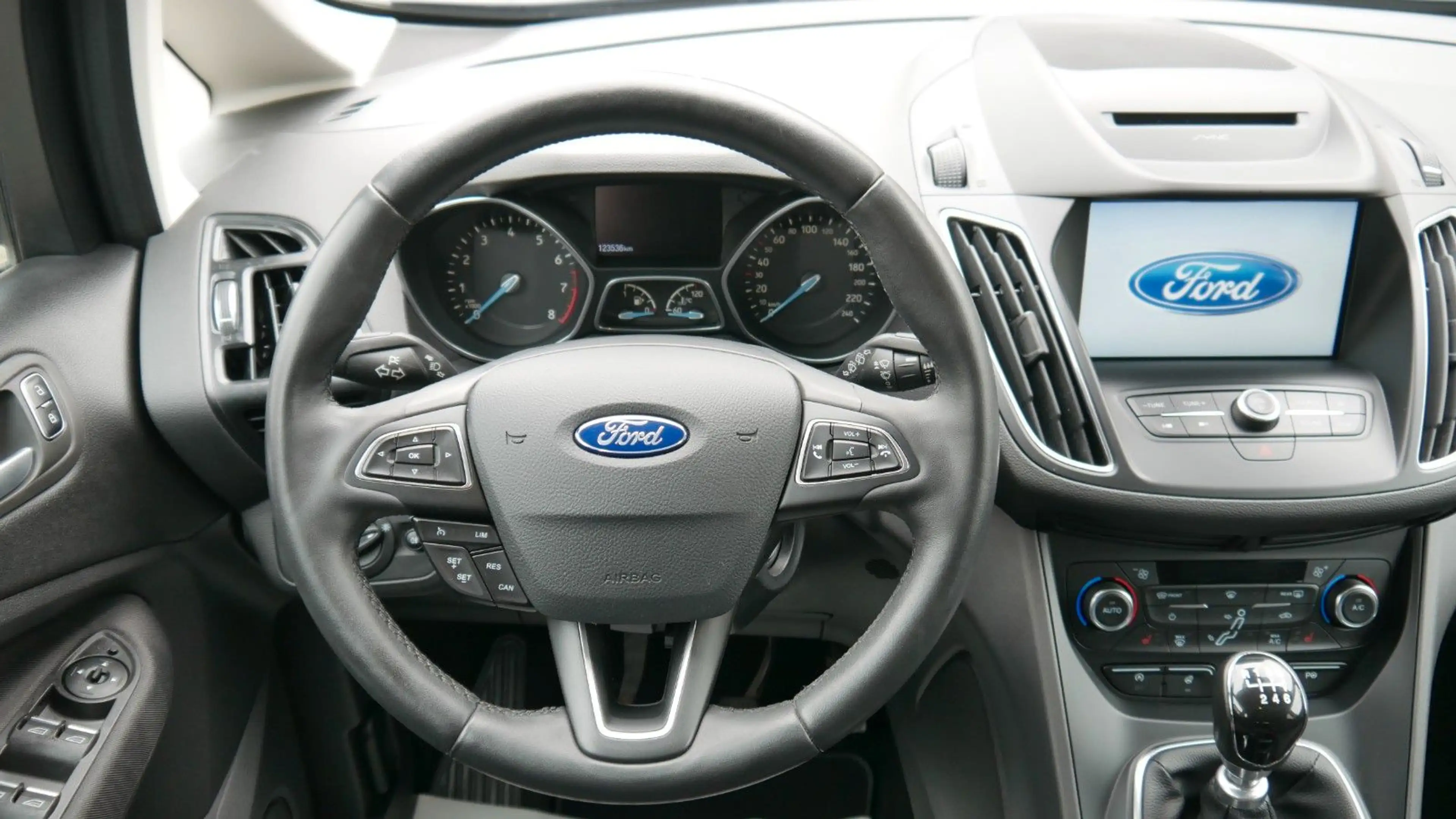 Ford C-Max Business Edition — photo 10