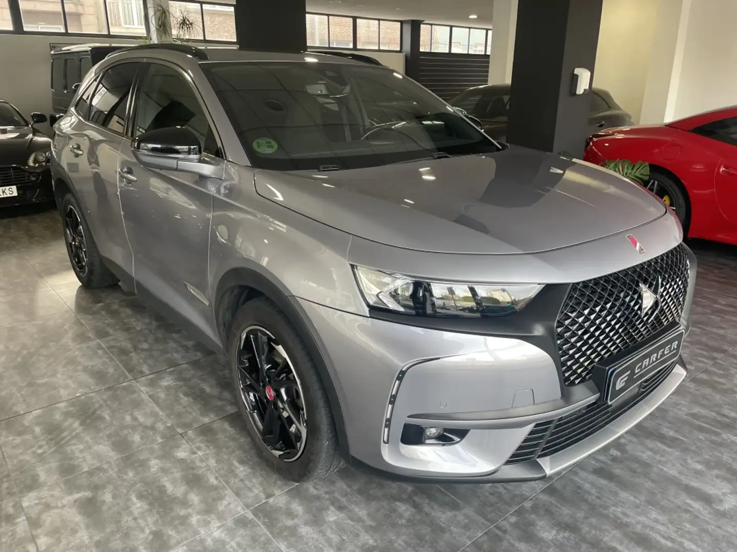 DS Automobiles DS 7 Crossback 1.5BlueHDi Performance Line + Aut. Grau - 2